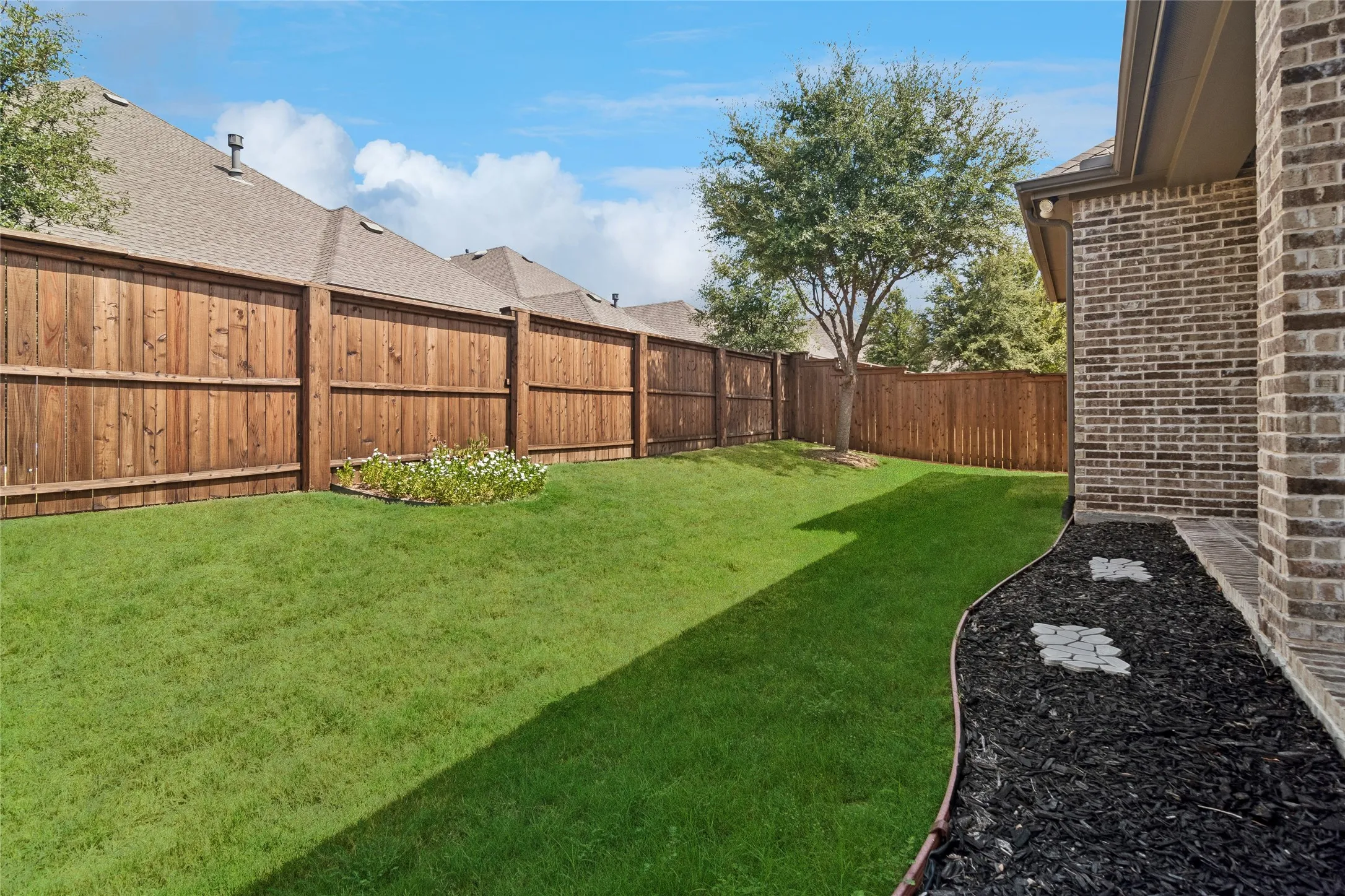 Single Family Residence For Rent in Collin County , 2632 Preakness Place, Celina, Texas 75071, 4 Bedroom, 3 Bathroom, 2 Garage spaces, 2,359 Sqft, built in 2019, mls#21391171, Real Estate Agent in Celina, Homes For Rent in Collin county, Homes For Rent in Celina, Realtor in Celina Texas, Real Estate Brokerage Independent Realty Texas, Luminita Cordes Realtor