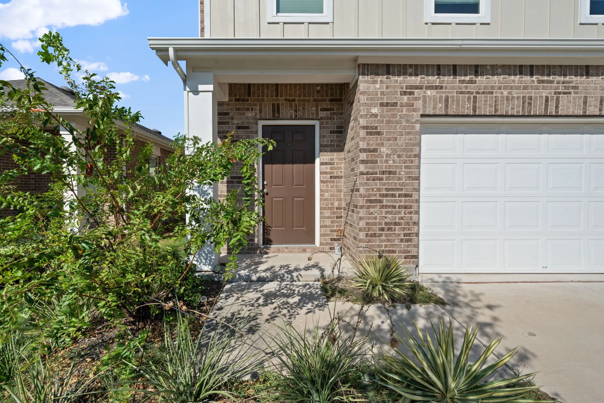 Single Family Residence For Rent in Collin County , 2012 Hancock Circle, Princeton, Texas 75407, 3 Bedroom, 3 Bathroom, 2 Garage spaces, 1,633 Sqft, built in 2023, mls#21391116, Real Estate Agent in Princeton, Homes For Rent in Collin county, Homes For Rent in Princeton, Realtor in Princeton Texas, Real Estate Brokerage Independent Realty Texas, Luminita Cordes Realtor