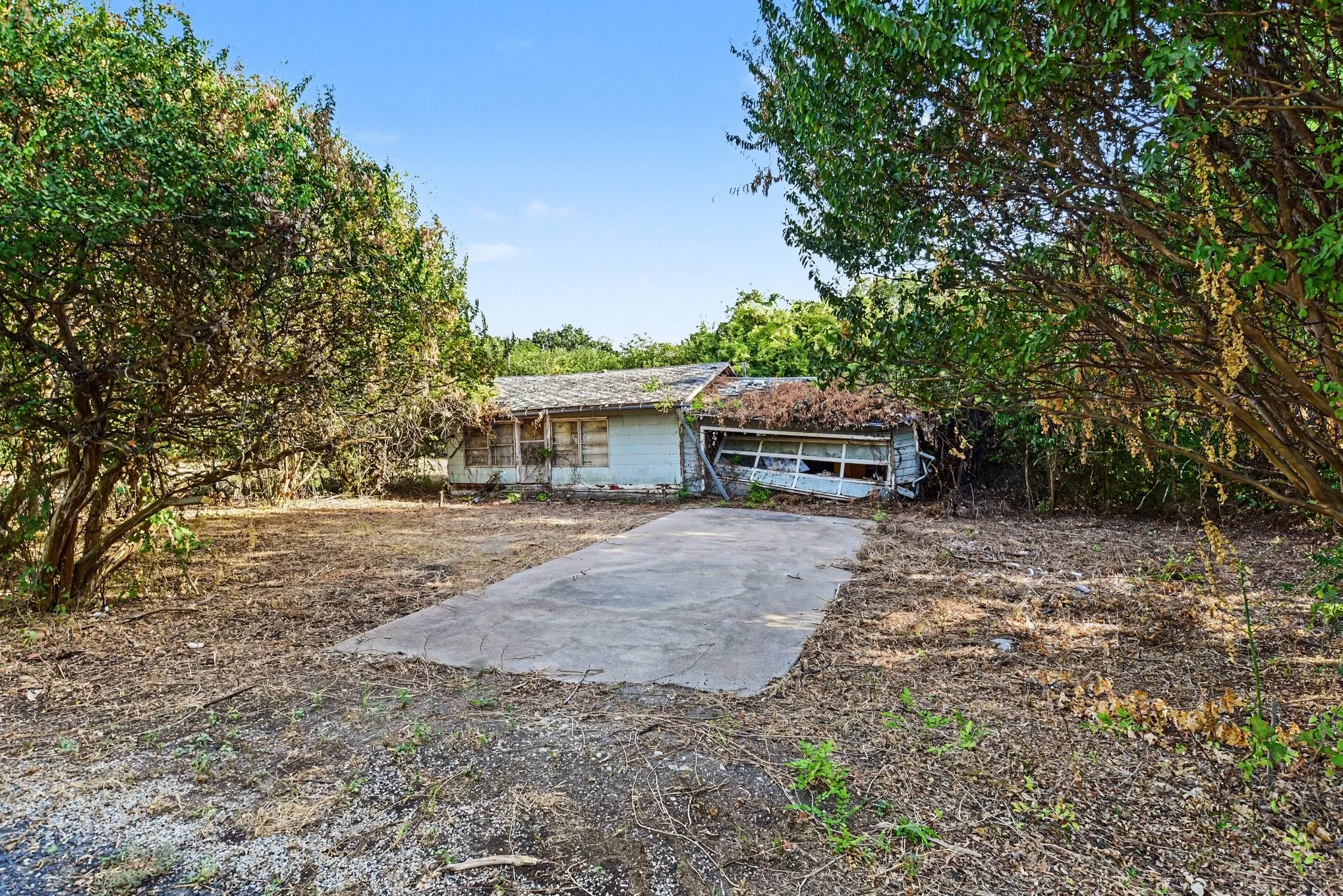 Driveway to structure