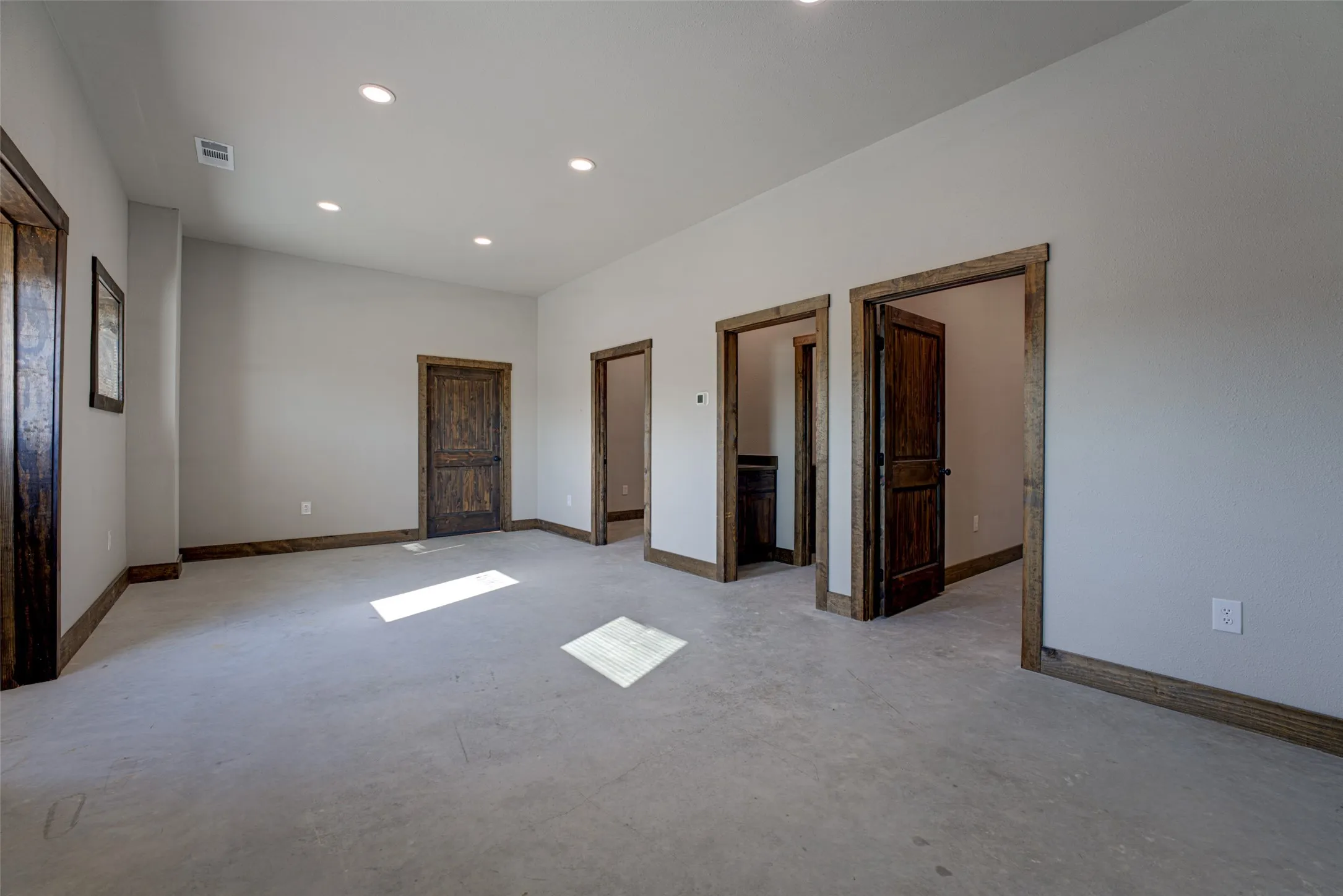 Warehouse For Rent in Hunt County , 4538 County Road 2648, Royse City, Texas 75189, 0, 0, Garage spaces, 0 Sqft, built in 2026, mls#21388496, Real Estate Agent in Royse City, Homes For Rent in Hunt county, Homes For Rent in Royse City, Realtor in Royse City Texas, Real Estate Brokerage Independent Realty Texas, Luminita Cordes Realtor