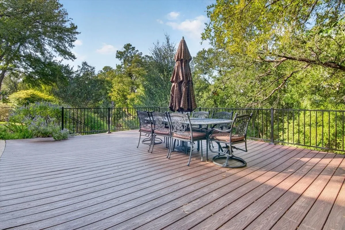 Single Family Residence For Sale in Mc Lennan County , 141 Shady Trail, Mc Gregor, Texas 76657, 4 Bedroom, 4 Bathroom, 3 Garage spaces, 4,441 Sqft, built in 2005, mls#21382540, Real Estate Agent in Mc Gregor, Homes For Sale in Mc Lennan county, Homes For Sale in Mc Gregor, Realtor in Mc Gregor Texas, Real Estate Brokerage Independent Realty Texas, Luminita Cordes Realtor