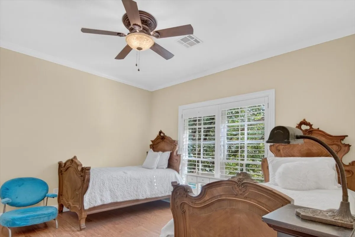 Single Family Residence For Sale in Mc Lennan County , 141 Shady Trail, Mc Gregor, Texas 76657, 4 Bedroom, 4 Bathroom, 3 Garage spaces, 4,441 Sqft, built in 2005, mls#21382540, Real Estate Agent in Mc Gregor, Homes For Sale in Mc Lennan county, Homes For Sale in Mc Gregor, Realtor in Mc Gregor Texas, Real Estate Brokerage Independent Realty Texas, Luminita Cordes Realtor