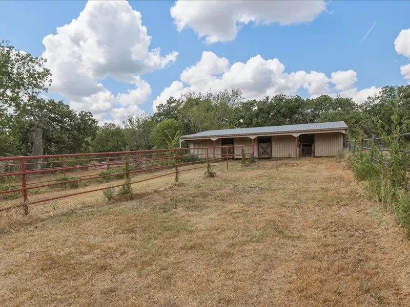 Single Family Residence For Sale in Johnson County , 3604 Conveyor Drive, Burleson, Texas 76028, 5 Bedroom, 4 Bathroom, 2 Garage spaces, 4,780 Sqft, built in 1988, mls#21388095, Real Estate Agent in Burleson, Homes For Sale in Johnson county, Homes For Sale in Burleson, Realtor in Burleson Texas, Real Estate Brokerage Independent Realty Texas, Luminita Cordes Realtor