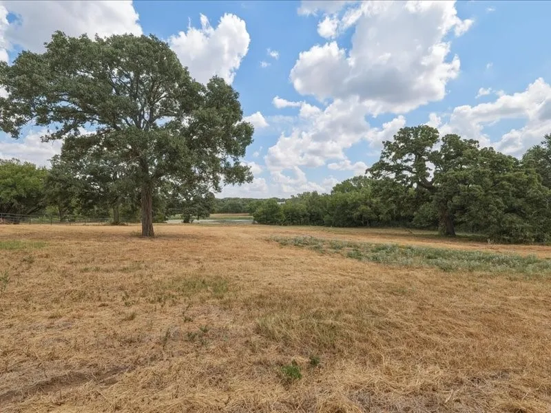 Single Family Residence For Sale in Johnson County , 3604 Conveyor Drive, Burleson, Texas 76028, 5 Bedroom, 4 Bathroom, 2 Garage spaces, 4,780 Sqft, built in 1988, mls#21388095, Real Estate Agent in Burleson, Homes For Sale in Johnson county, Homes For Sale in Burleson, Realtor in Burleson Texas, Real Estate Brokerage Independent Realty Texas, Luminita Cordes Realtor