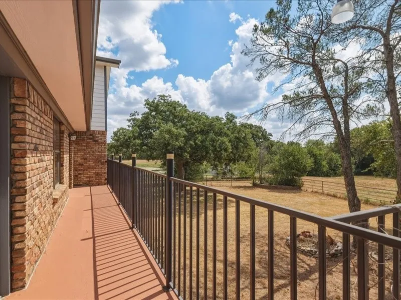 Single Family Residence For Sale in Johnson County , 3604 Conveyor Drive, Burleson, Texas 76028, 5 Bedroom, 4 Bathroom, 2 Garage spaces, 4,780 Sqft, built in 1988, mls#21388095, Real Estate Agent in Burleson, Homes For Sale in Johnson county, Homes For Sale in Burleson, Realtor in Burleson Texas, Real Estate Brokerage Independent Realty Texas, Luminita Cordes Realtor