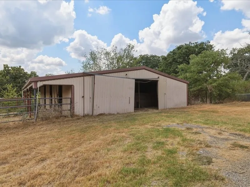 Single Family Residence For Sale in Johnson County , 3604 Conveyor Drive, Burleson, Texas 76028, 5 Bedroom, 4 Bathroom, 2 Garage spaces, 4,780 Sqft, built in 1988, mls#21388095, Real Estate Agent in Burleson, Homes For Sale in Johnson county, Homes For Sale in Burleson, Realtor in Burleson Texas, Real Estate Brokerage Independent Realty Texas, Luminita Cordes Realtor