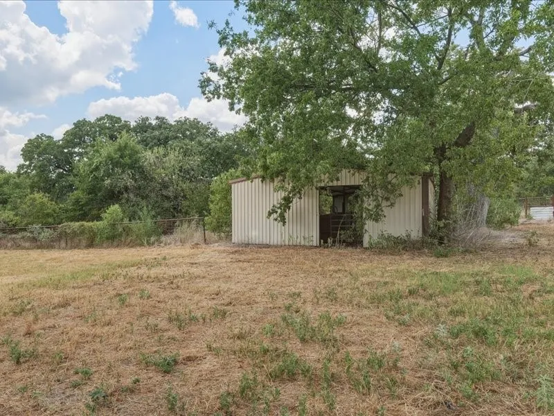 Single Family Residence For Sale in Johnson County , 3604 Conveyor Drive, Burleson, Texas 76028, 5 Bedroom, 4 Bathroom, 2 Garage spaces, 4,780 Sqft, built in 1988, mls#21388095, Real Estate Agent in Burleson, Homes For Sale in Johnson county, Homes For Sale in Burleson, Realtor in Burleson Texas, Real Estate Brokerage Independent Realty Texas, Luminita Cordes Realtor
