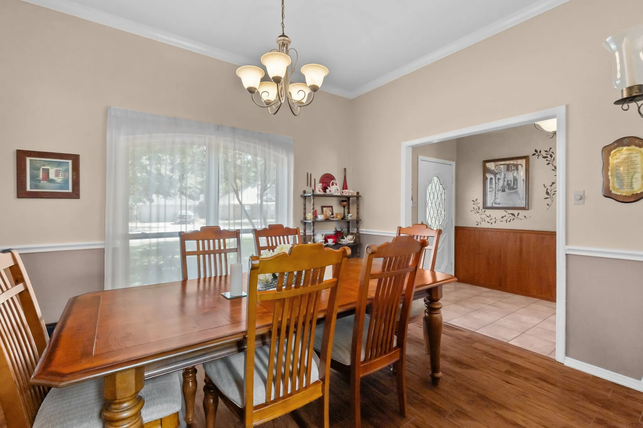 Single Family Residence For Sale in Hopkins County , 1200 April Drive, Sulphur Springs, Texas 75482, 3 Bedroom, 2 Bathroom, 2 Garage spaces, 1,732 Sqft, built in 1989, mls#21385775, Real Estate Agent in Sulphur Springs, Homes For Sale in Hopkins county, Homes For Sale in Sulphur Springs, Realtor in Sulphur Springs Texas, Real Estate Brokerage Independent Realty Texas, Luminita Cordes Realtor
