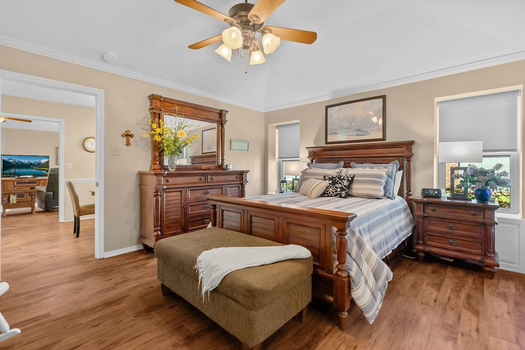 Plenty of room for large furniture