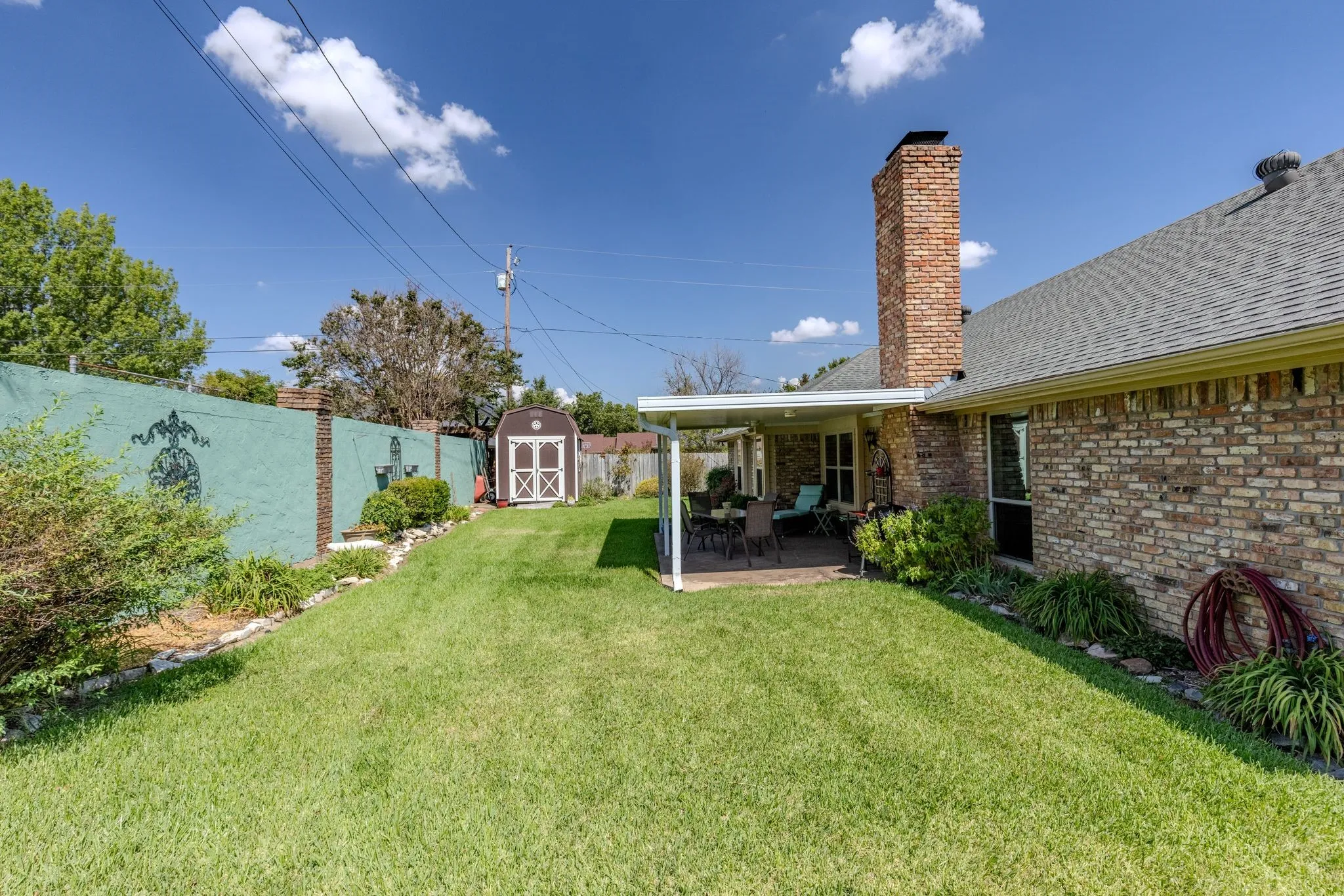 Easy-care lawn and landscaping