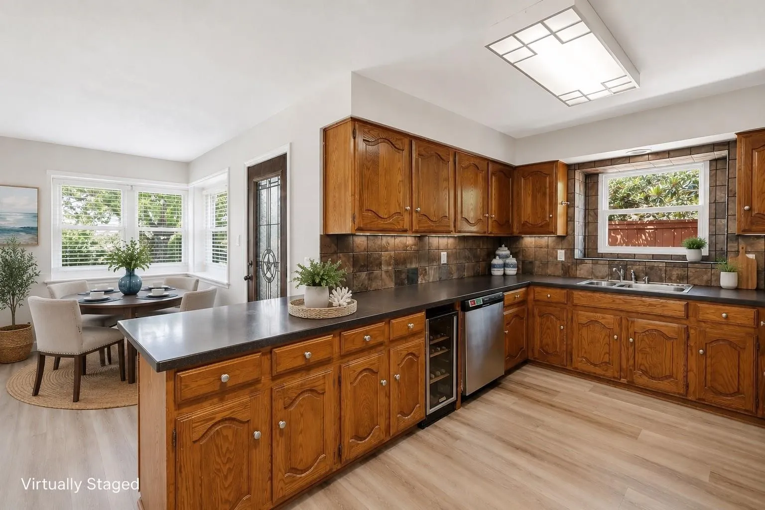 Single Family Residence For Rent in Dallas County , 2625 Ramblewood Drive, Carrollton, Texas 75006, 4 Bedroom, 3 Bathroom, 2 Garage spaces, 2,871 Sqft, built in 1980, mls#21390687, Real Estate Agent in Carrollton, Homes For Rent in Dallas county, Homes For Rent in Carrollton, Realtor in Carrollton Texas, Real Estate Brokerage Independent Realty Texas, Luminita Cordes Realtor