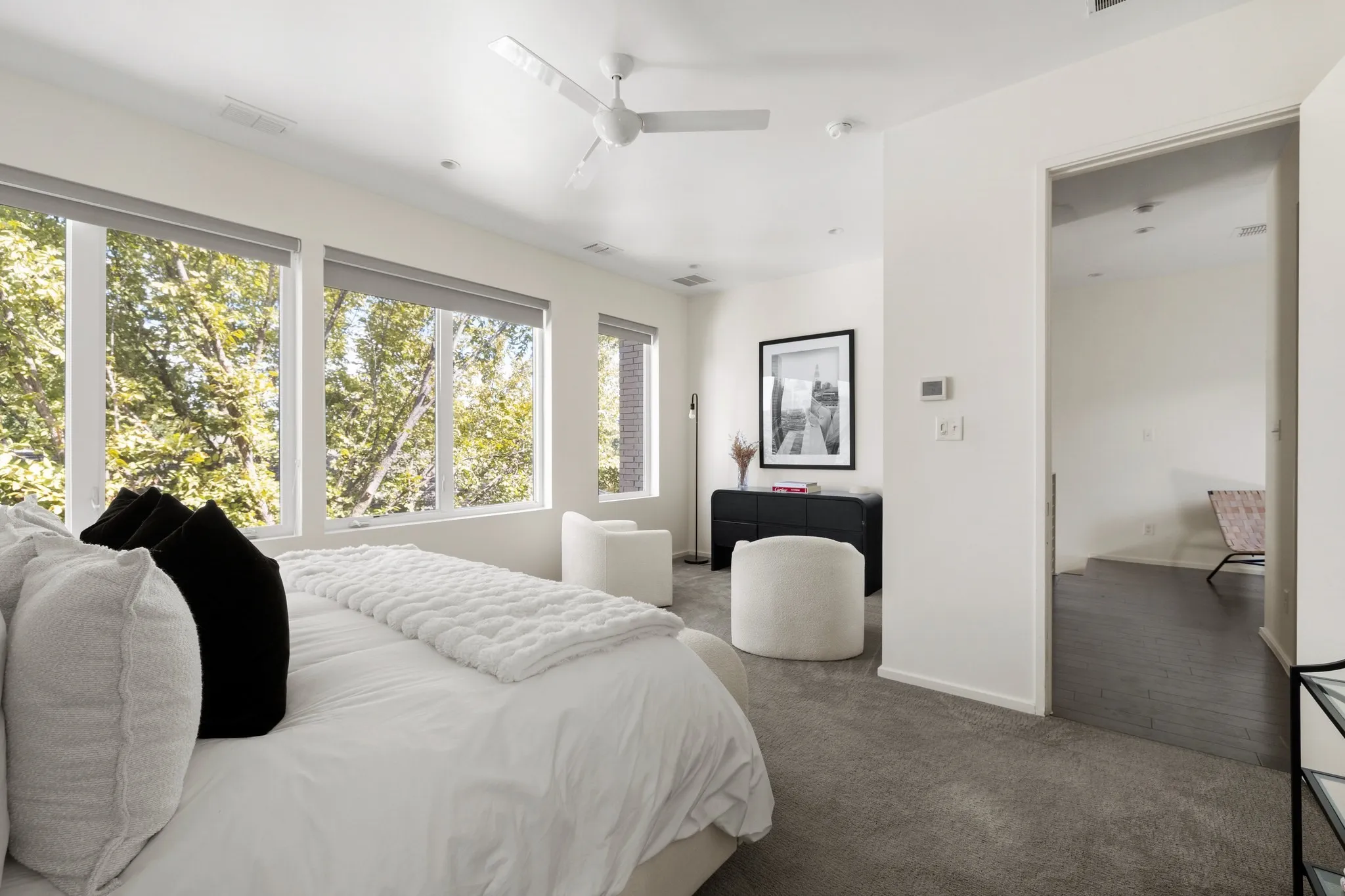 Condominium For Sale in Dallas County , 4015 Wycliff Avenue 2, Dallas, Texas 75219, 2 Bedroom, 3 Bathroom, 2 Garage spaces, 2,042 Sqft, built in 2015, mls#21390950, Real Estate Agent in Dallas, Homes For Sale in Dallas county, Homes For Sale in Dallas, Realtor in Dallas Texas, Real Estate Brokerage Independent Realty Texas, Luminita Cordes Realtor