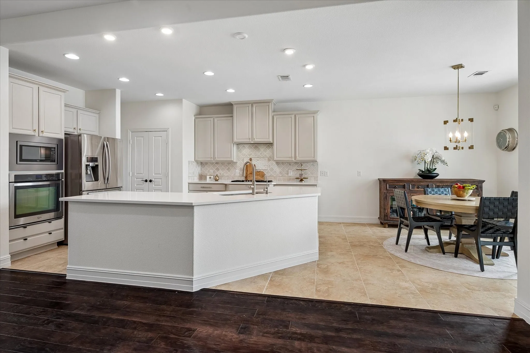 Single Family Residence For Rent in Denton County , 4576 Berry Ridge Lane, Frisco, Texas 75036, 4 Bedroom, 4 Bathroom, 2 Garage spaces, 3,434 Sqft, built in 2012, mls#21380691, Real Estate Agent in Frisco, Homes For Rent in Denton county, Homes For Rent in Frisco, Realtor in Frisco Texas, Real Estate Brokerage Independent Realty Texas, Luminita Cordes Realtor