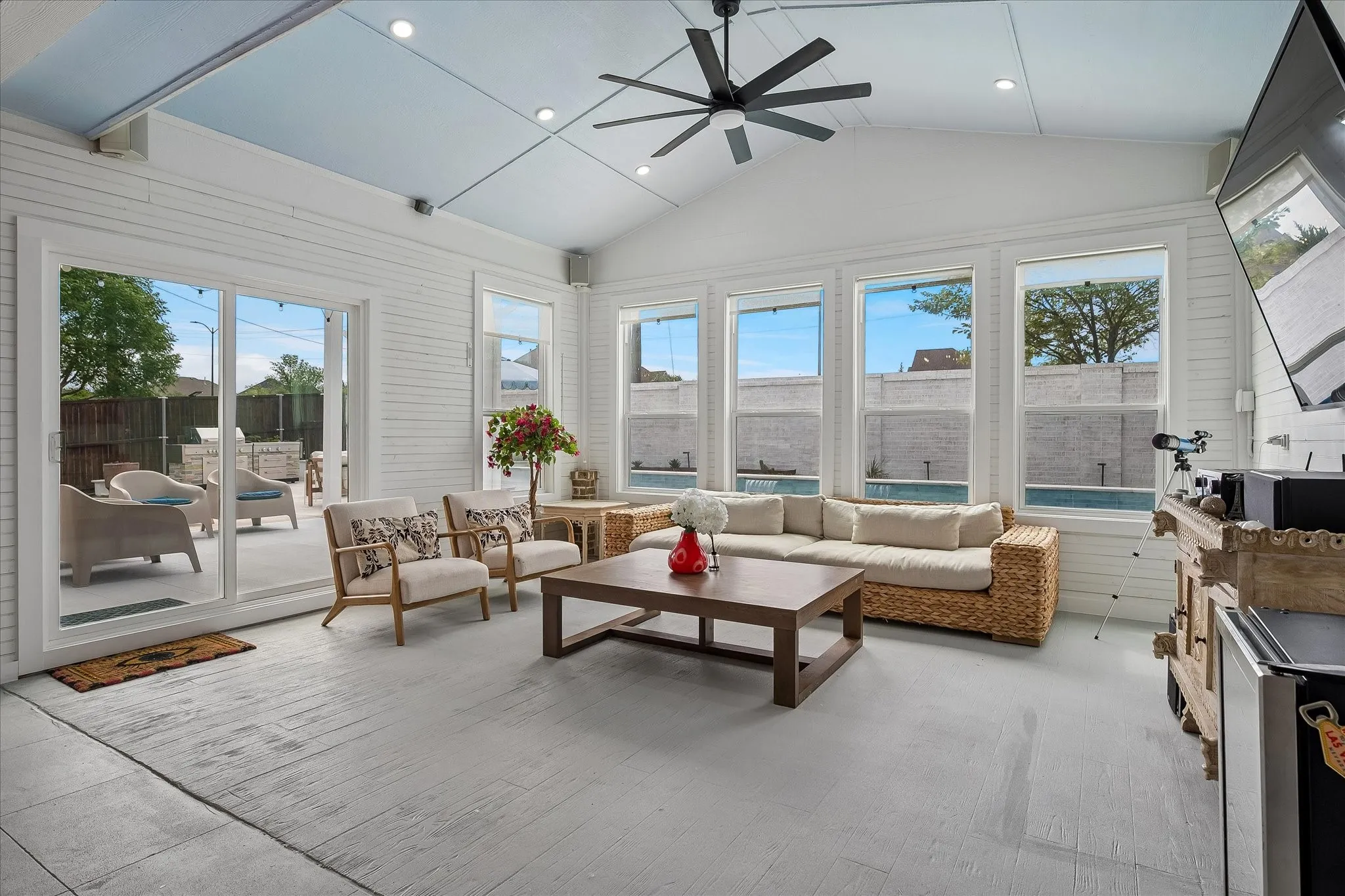 Single Family Residence For Rent in Denton County , 4576 Berry Ridge Lane, Frisco, Texas 75036, 4 Bedroom, 4 Bathroom, 2 Garage spaces, 3,434 Sqft, built in 2012, mls#21380691, Real Estate Agent in Frisco, Homes For Rent in Denton county, Homes For Rent in Frisco, Realtor in Frisco Texas, Real Estate Brokerage Independent Realty Texas, Luminita Cordes Realtor