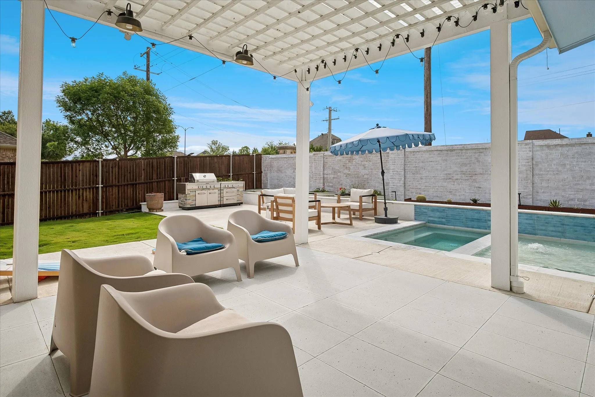 Single Family Residence For Rent in Denton County , 4576 Berry Ridge Lane, Frisco, Texas 75036, 4 Bedroom, 4 Bathroom, 2 Garage spaces, 3,434 Sqft, built in 2012, mls#21380691, Real Estate Agent in Frisco, Homes For Rent in Denton county, Homes For Rent in Frisco, Realtor in Frisco Texas, Real Estate Brokerage Independent Realty Texas, Luminita Cordes Realtor