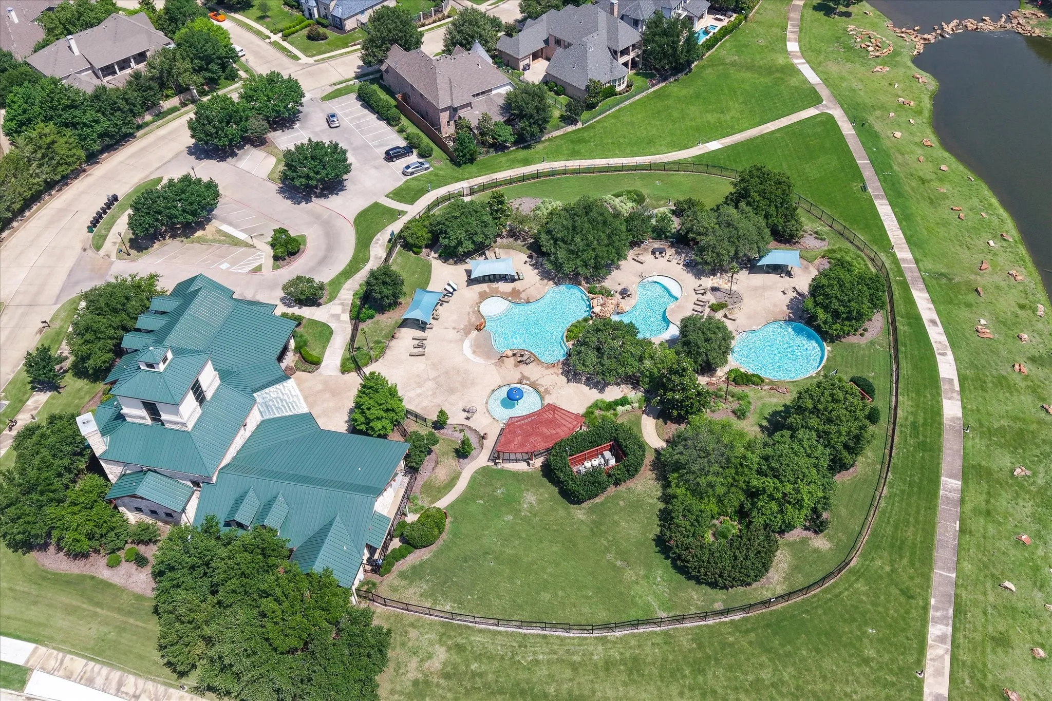 Single Family Residence For Rent in Denton County , 4576 Berry Ridge Lane, Frisco, Texas 75036, 4 Bedroom, 4 Bathroom, 2 Garage spaces, 3,434 Sqft, built in 2012, mls#21380691, Real Estate Agent in Frisco, Homes For Rent in Denton county, Homes For Rent in Frisco, Realtor in Frisco Texas, Real Estate Brokerage Independent Realty Texas, Luminita Cordes Realtor