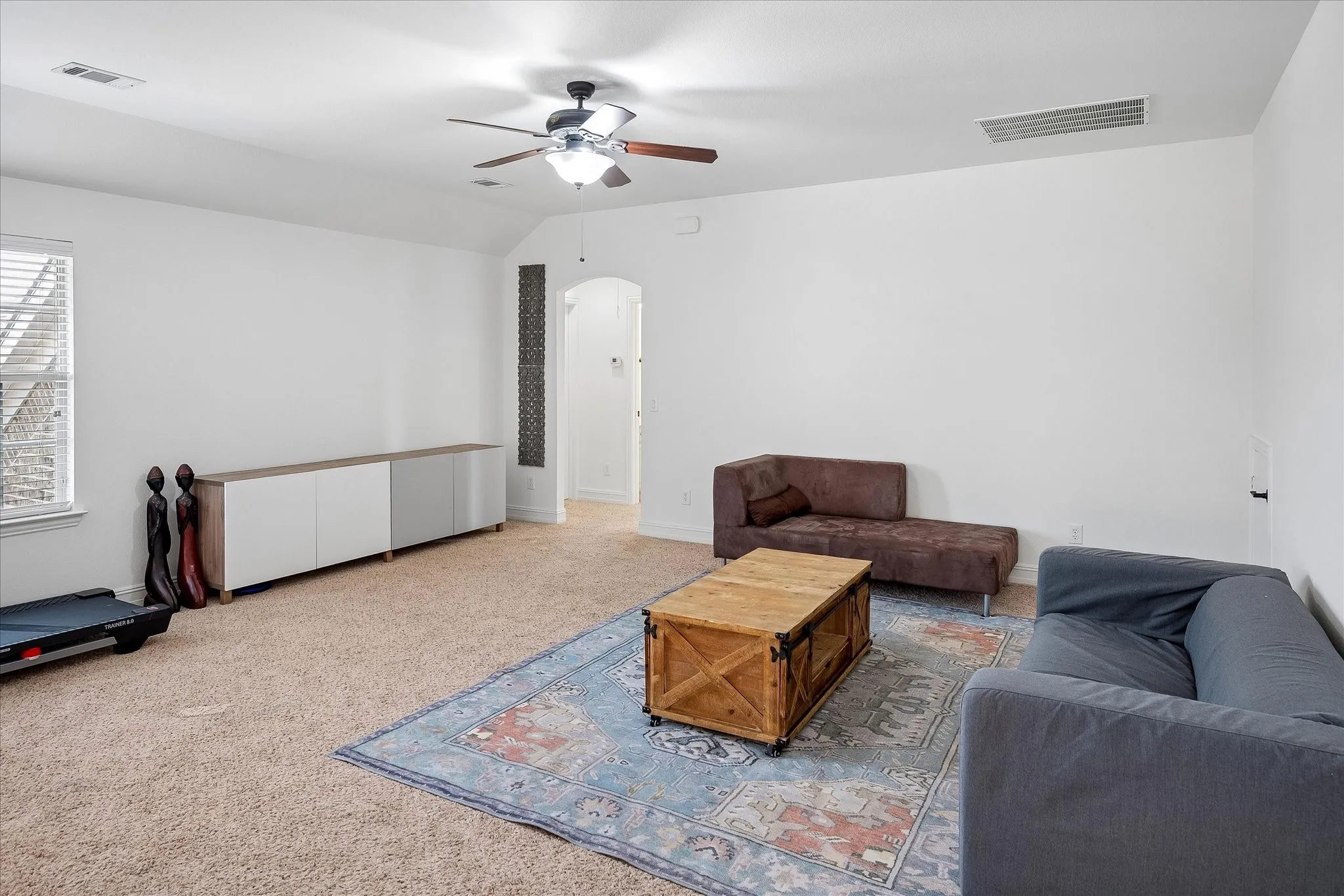 Single Family Residence For Rent in Denton County , 4576 Berry Ridge Lane, Frisco, Texas 75036, 4 Bedroom, 4 Bathroom, 2 Garage spaces, 3,434 Sqft, built in 2012, mls#21380691, Real Estate Agent in Frisco, Homes For Rent in Denton county, Homes For Rent in Frisco, Realtor in Frisco Texas, Real Estate Brokerage Independent Realty Texas, Luminita Cordes Realtor