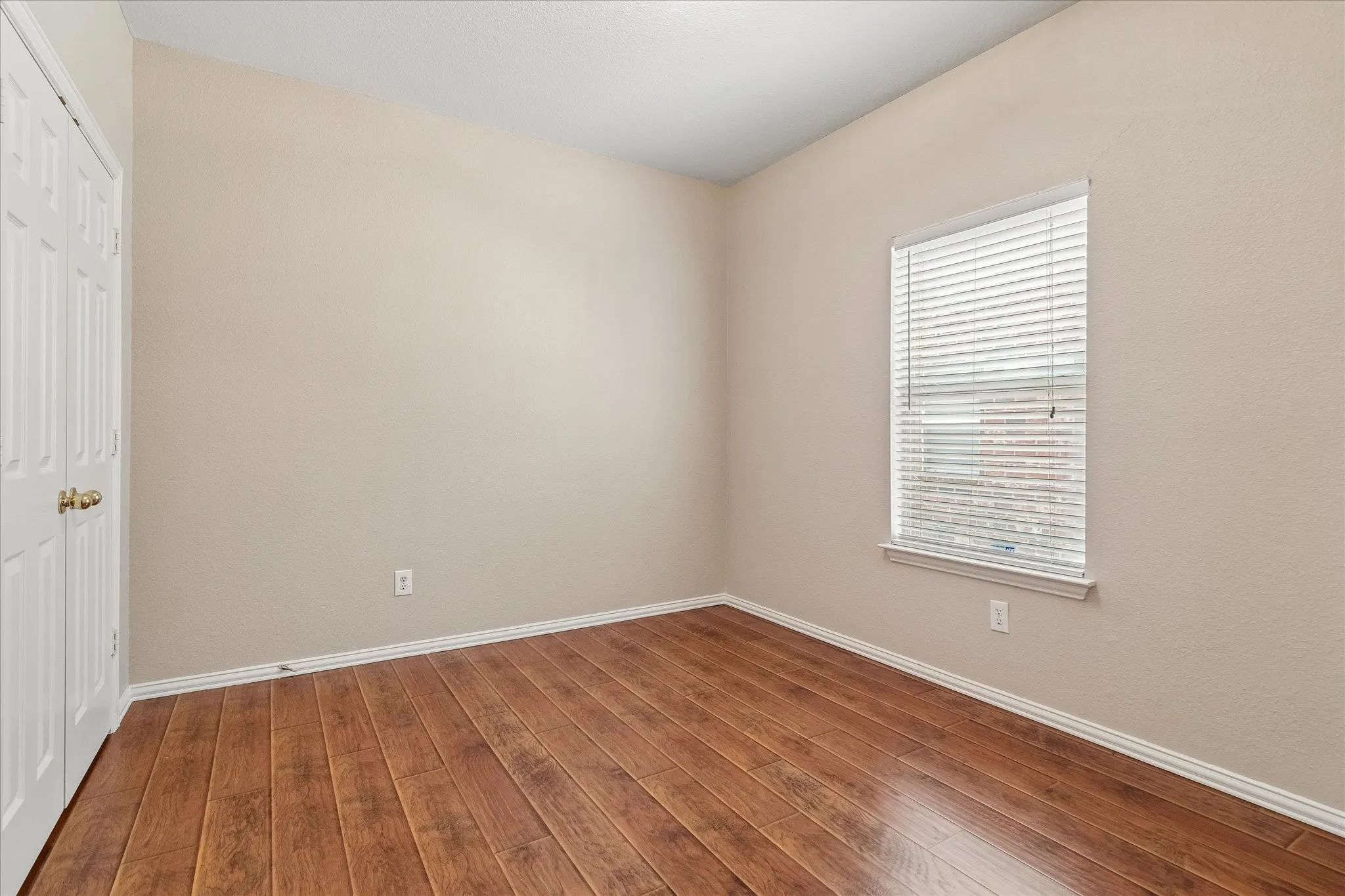 Single Family Residence For Rent in Collin County , 11637 Snyder Drive, Frisco, Texas 75035, 4 Bedroom, 3 Bathroom, 2 Garage spaces, 2,607 Sqft, built in 2004, mls#21390417, Real Estate Agent in Frisco, Homes For Rent in Collin county, Homes For Rent in Frisco, Realtor in Frisco Texas, Real Estate Brokerage Independent Realty Texas, Luminita Cordes Realtor