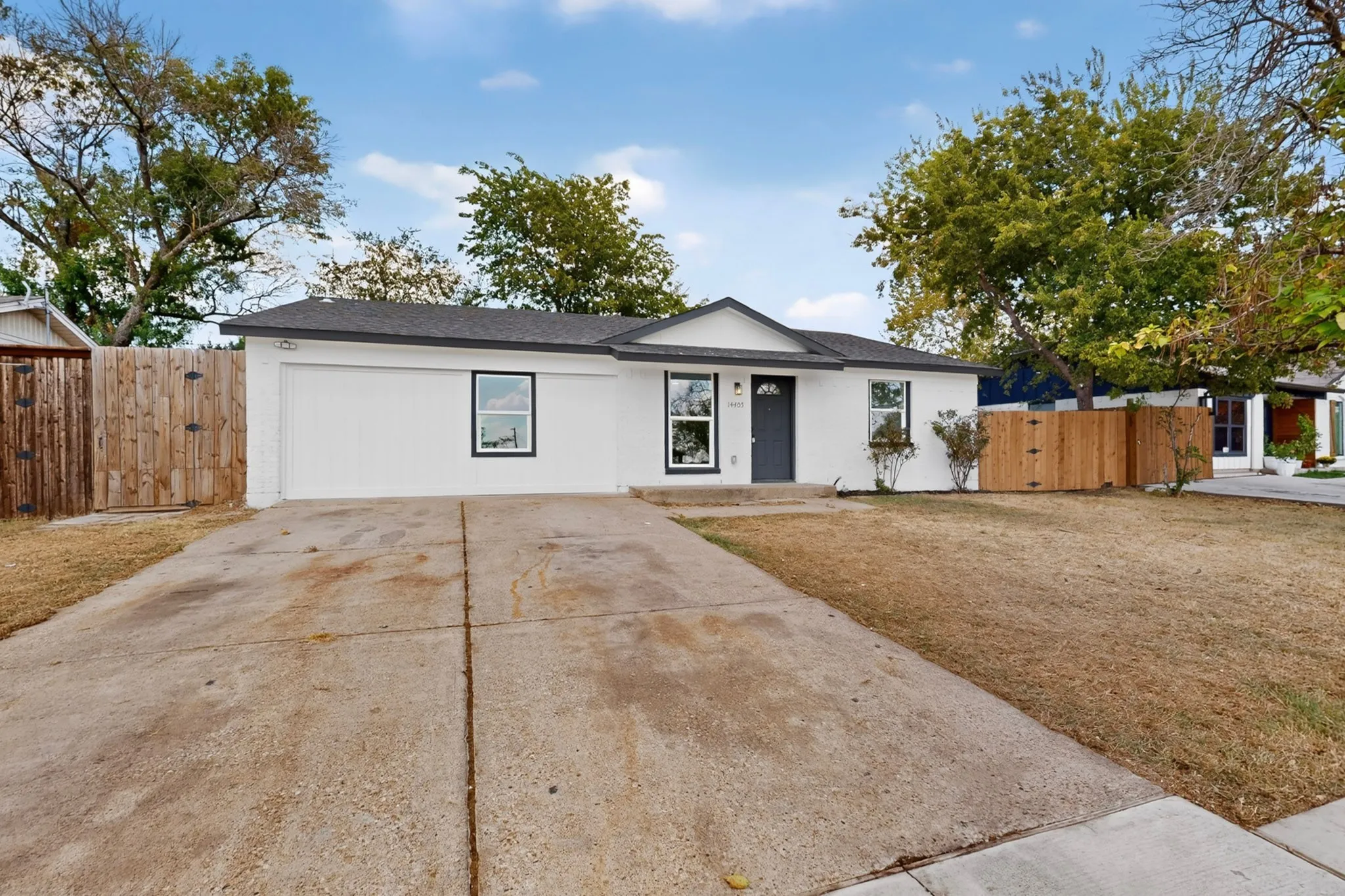 Single Family Residence For Sale in Dallas County , 14405 Horseshoe Trail, Balch Springs, Texas 75180, 5 Bedroom, 2 Bathroom, Garage spaces, 1,575 Sqft, built in 1969, mls#21390066, Real Estate Agent in Balch Springs, Homes For Sale in Dallas county, Homes For Sale in Balch Springs, Realtor in Balch Springs Texas, Real Estate Brokerage Independent Realty Texas, Luminita Cordes Realtor