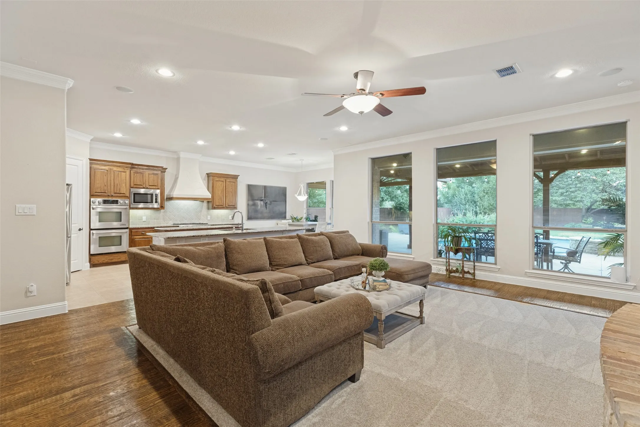 Single Family Residence For Sale in Collin County , 7501 Thistledown Drive, Mc Kinney, Texas 75071, 4 Bedroom, 4 Bathroom, 3 Garage spaces, 3,721 Sqft, built in 2006, mls#21391207, Real Estate Agent in Mc Kinney, Homes For Sale in Collin county, Homes For Sale in Mc Kinney, Realtor in Mc Kinney Texas, Real Estate Brokerage Independent Realty Texas, Luminita Cordes Realtor