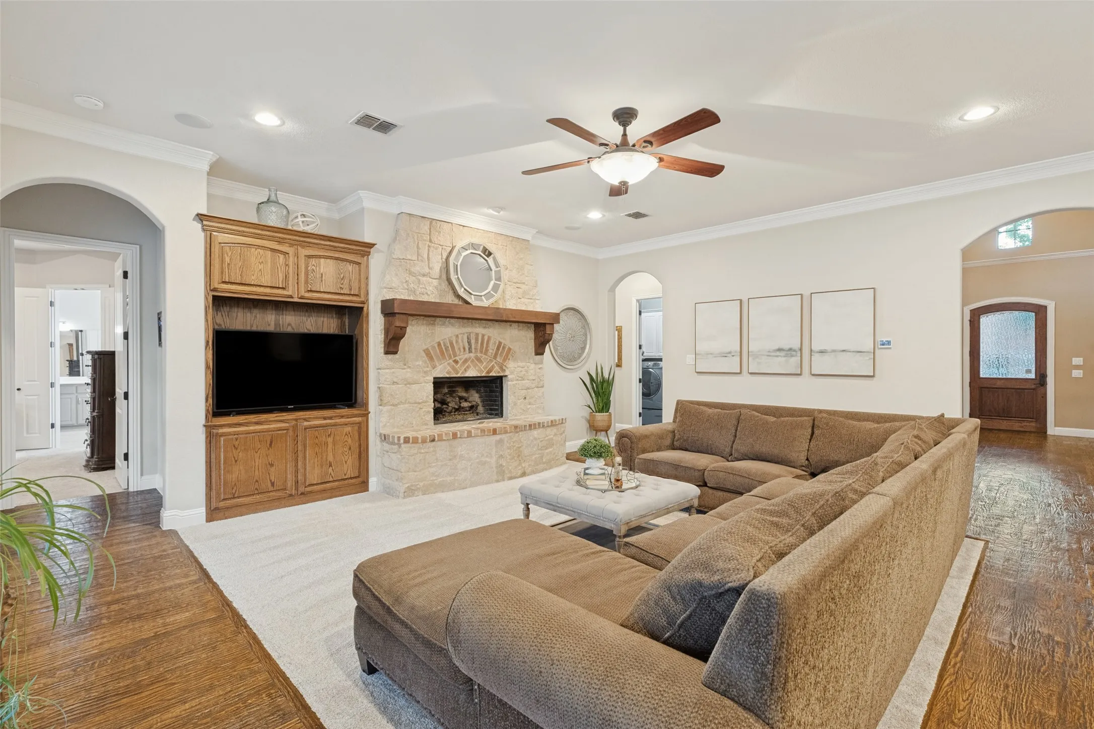 Single Family Residence For Sale in Collin County , 7501 Thistledown Drive, Mc Kinney, Texas 75071, 4 Bedroom, 4 Bathroom, 3 Garage spaces, 3,721 Sqft, built in 2006, mls#21391207, Real Estate Agent in Mc Kinney, Homes For Sale in Collin county, Homes For Sale in Mc Kinney, Realtor in Mc Kinney Texas, Real Estate Brokerage Independent Realty Texas, Luminita Cordes Realtor