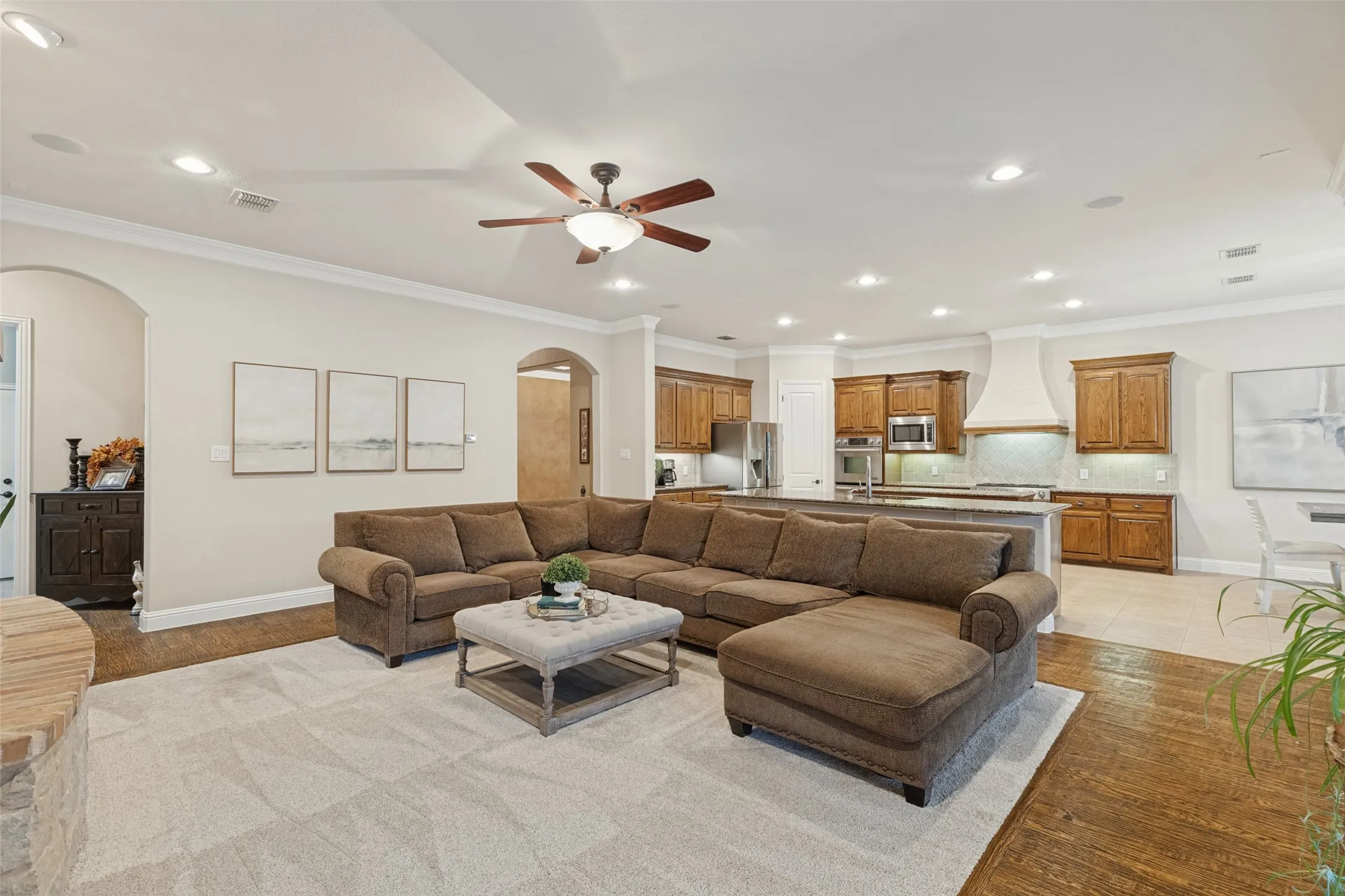 Single Family Residence For Sale in Collin County , 7501 Thistledown Drive, Mc Kinney, Texas 75071, 4 Bedroom, 4 Bathroom, 3 Garage spaces, 3,721 Sqft, built in 2006, mls#21391207, Real Estate Agent in Mc Kinney, Homes For Sale in Collin county, Homes For Sale in Mc Kinney, Realtor in Mc Kinney Texas, Real Estate Brokerage Independent Realty Texas, Luminita Cordes Realtor