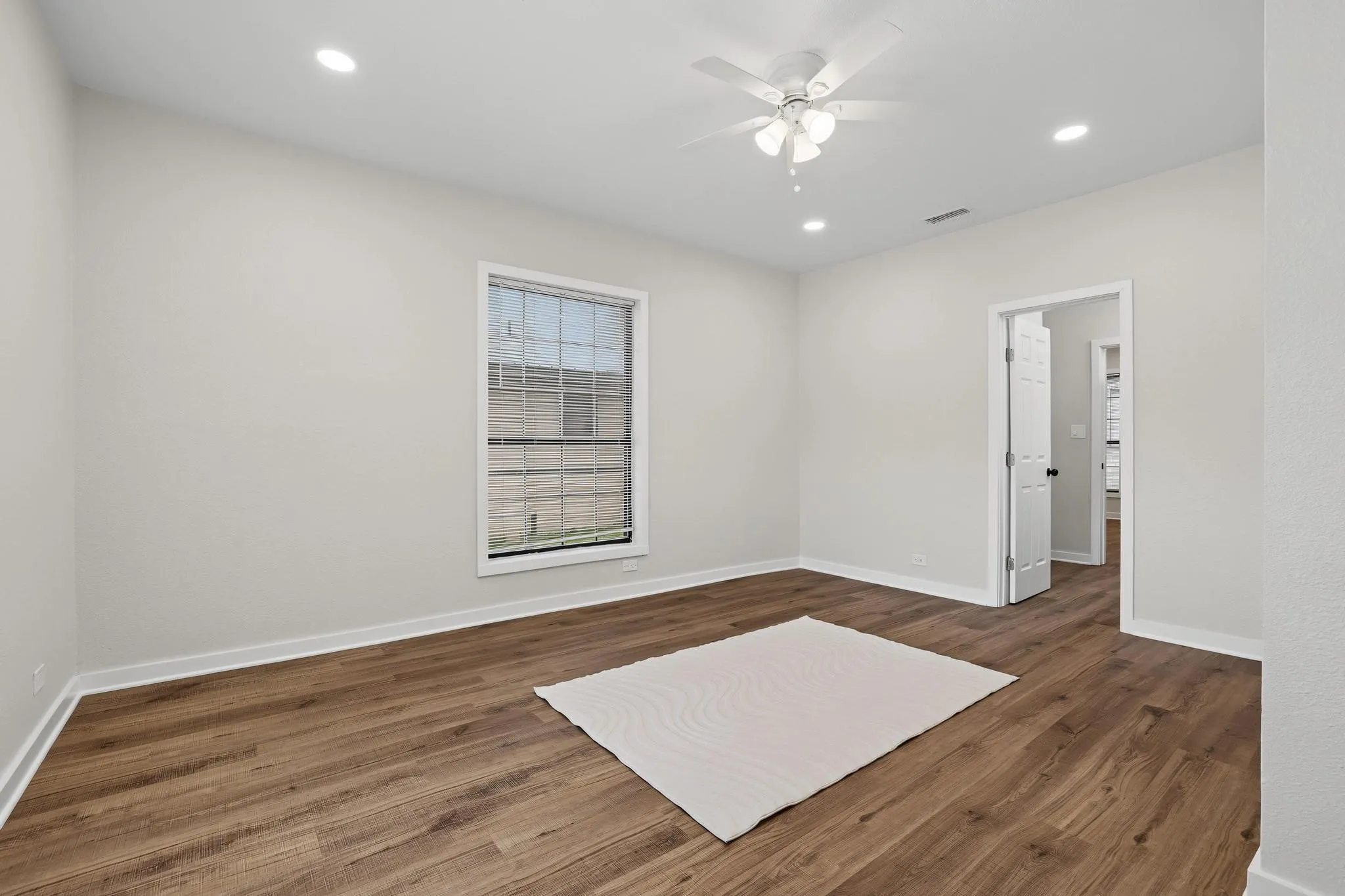 Single Family Residence For Rent in Grayson County , 1320 W Morton Street, Denison, Texas 75020, 3 Bedroom, 2 Bathroom, 4 Garage spaces, 1,160 Sqft, built in 1928, mls#21389587, Real Estate Agent in Denison, Homes For Rent in Grayson county, Homes For Rent in Denison, Realtor in Denison Texas, Real Estate Brokerage Independent Realty Texas, Luminita Cordes Realtor
