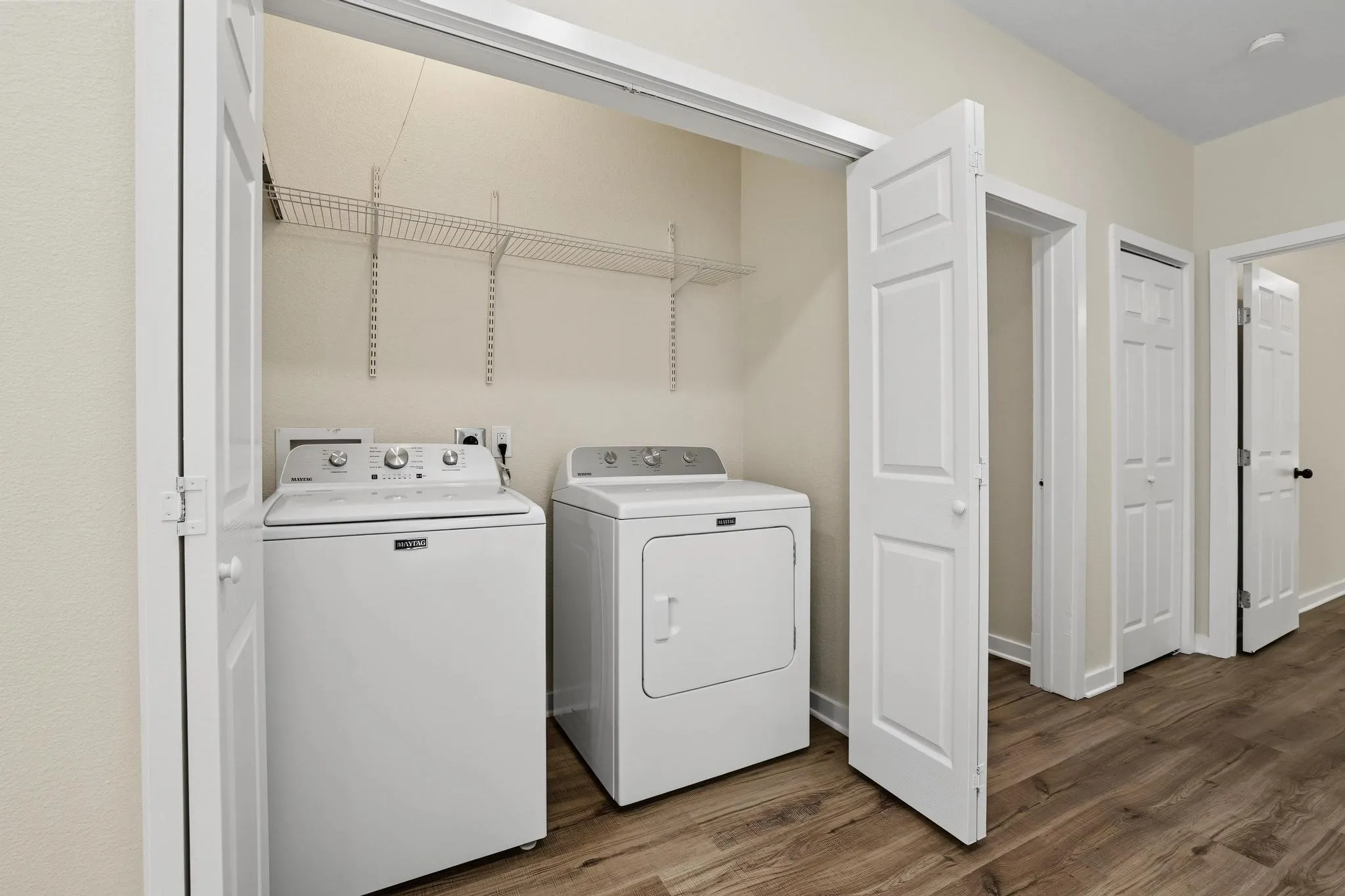 Single Family Residence For Rent in Grayson County , 1320 W Morton Street, Denison, Texas 75020, 3 Bedroom, 2 Bathroom, 4 Garage spaces, 1,160 Sqft, built in 1928, mls#21389587, Real Estate Agent in Denison, Homes For Rent in Grayson county, Homes For Rent in Denison, Realtor in Denison Texas, Real Estate Brokerage Independent Realty Texas, Luminita Cordes Realtor