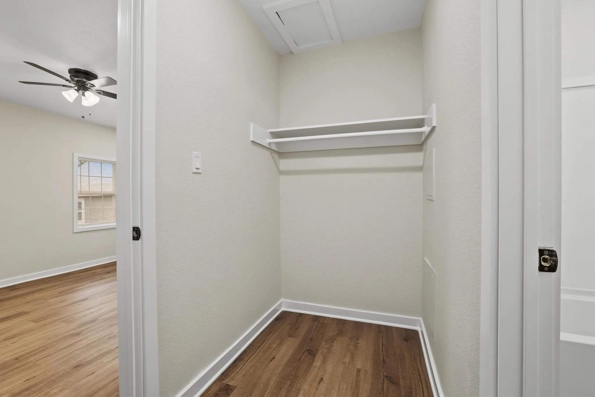 Single Family Residence For Rent in Grayson County , 1320 W Morton Street, Denison, Texas 75020, 3 Bedroom, 2 Bathroom, 4 Garage spaces, 1,160 Sqft, built in 1928, mls#21389587, Real Estate Agent in Denison, Homes For Rent in Grayson county, Homes For Rent in Denison, Realtor in Denison Texas, Real Estate Brokerage Independent Realty Texas, Luminita Cordes Realtor