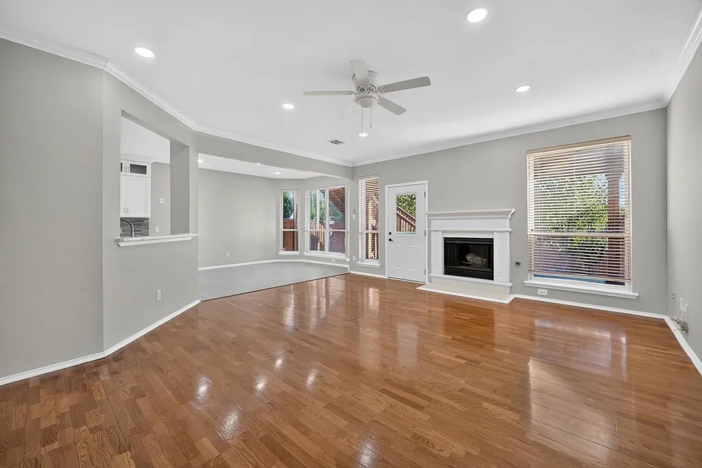 Single Family Residence For Sale in Dallas County , 4730 Parkhaven Drive, Garland, Texas 75043, 4 Bedroom, 4 Bathroom, 2 Garage spaces, 3,819 Sqft, built in 1996, mls#21391212, Real Estate Agent in Garland, Homes For Sale in Dallas county, Homes For Sale in Garland, Realtor in Garland Texas, Real Estate Brokerage Independent Realty Texas, Luminita Cordes Realtor