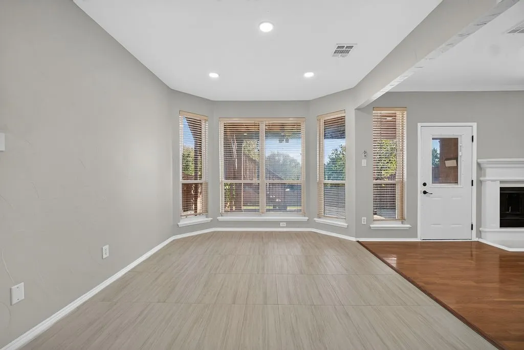 Single Family Residence For Sale in Dallas County , 4730 Parkhaven Drive, Garland, Texas 75043, 4 Bedroom, 4 Bathroom, 2 Garage spaces, 3,819 Sqft, built in 1996, mls#21391212, Real Estate Agent in Garland, Homes For Sale in Dallas county, Homes For Sale in Garland, Realtor in Garland Texas, Real Estate Brokerage Independent Realty Texas, Luminita Cordes Realtor