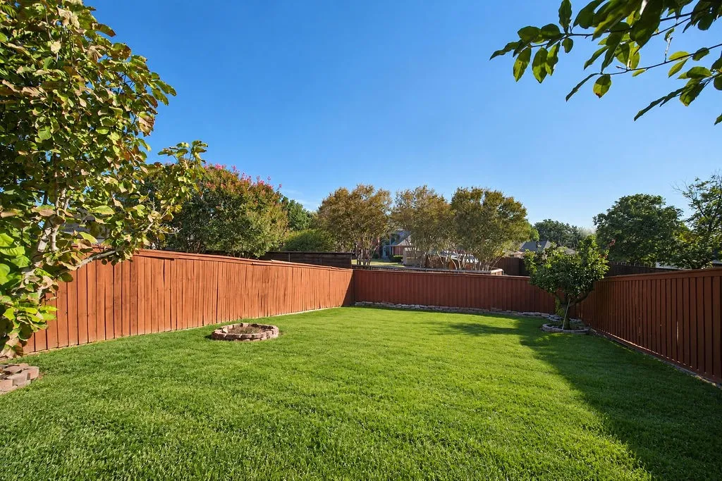 Single Family Residence For Sale in Dallas County , 4730 Parkhaven Drive, Garland, Texas 75043, 4 Bedroom, 4 Bathroom, 2 Garage spaces, 3,819 Sqft, built in 1996, mls#21391212, Real Estate Agent in Garland, Homes For Sale in Dallas county, Homes For Sale in Garland, Realtor in Garland Texas, Real Estate Brokerage Independent Realty Texas, Luminita Cordes Realtor
