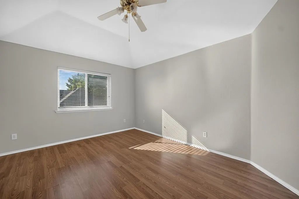 Single Family Residence For Sale in Dallas County , 4730 Parkhaven Drive, Garland, Texas 75043, 4 Bedroom, 4 Bathroom, 2 Garage spaces, 3,819 Sqft, built in 1996, mls#21391212, Real Estate Agent in Garland, Homes For Sale in Dallas county, Homes For Sale in Garland, Realtor in Garland Texas, Real Estate Brokerage Independent Realty Texas, Luminita Cordes Realtor