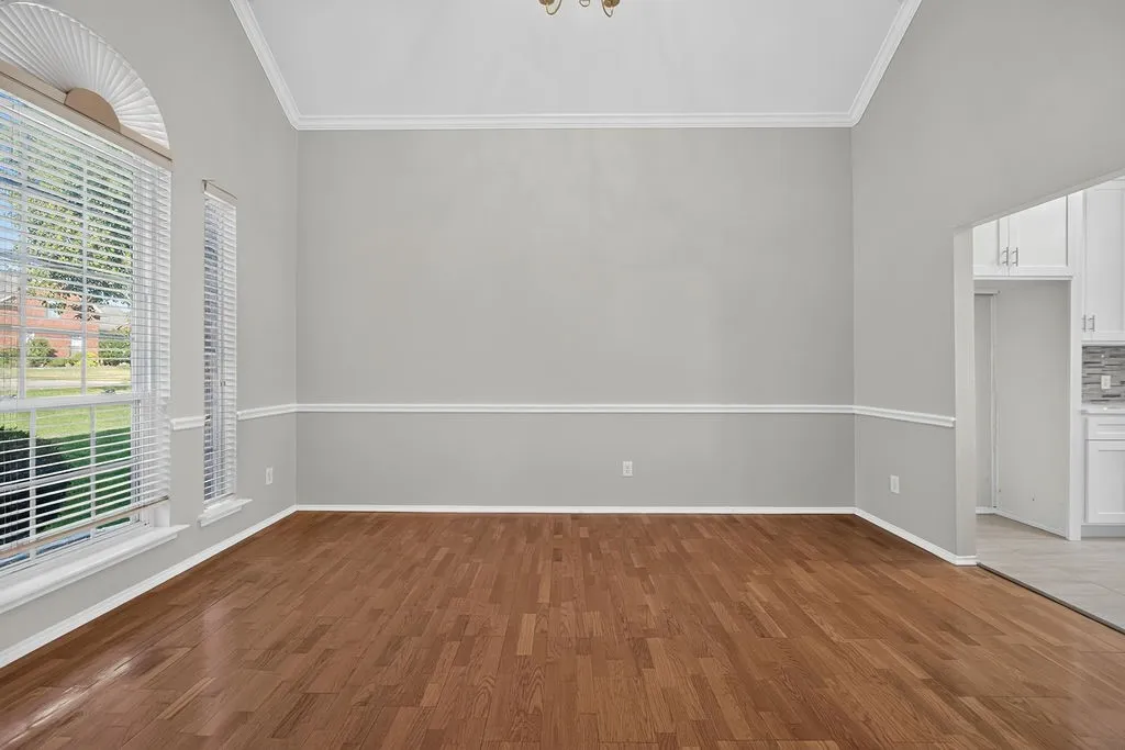 Single Family Residence For Sale in Dallas County , 4730 Parkhaven Drive, Garland, Texas 75043, 4 Bedroom, 4 Bathroom, 2 Garage spaces, 3,819 Sqft, built in 1996, mls#21391212, Real Estate Agent in Garland, Homes For Sale in Dallas county, Homes For Sale in Garland, Realtor in Garland Texas, Real Estate Brokerage Independent Realty Texas, Luminita Cordes Realtor