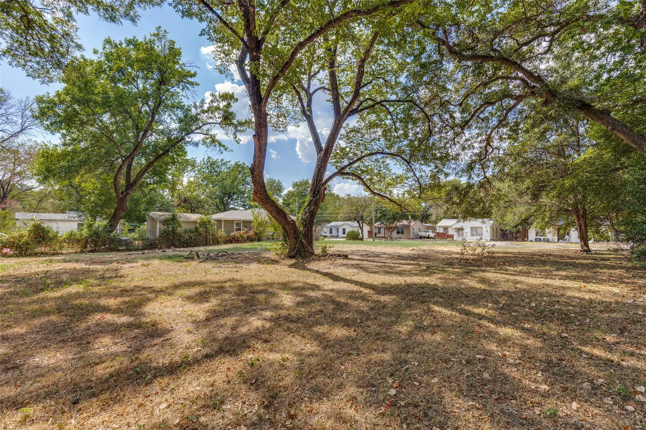 Unimproved Land For Sale in Dallas County , 3014 Reed Lane, Dallas, Texas 75215, 0, 0, Garage spaces, 0 Sqft, built in 0, mls#21391172, Real Estate Agent in Dallas, Homes For Sale in Dallas county, Homes For Sale in Dallas, Realtor in Dallas Texas, Real Estate Brokerage Independent Realty Texas, Luminita Cordes Realtor