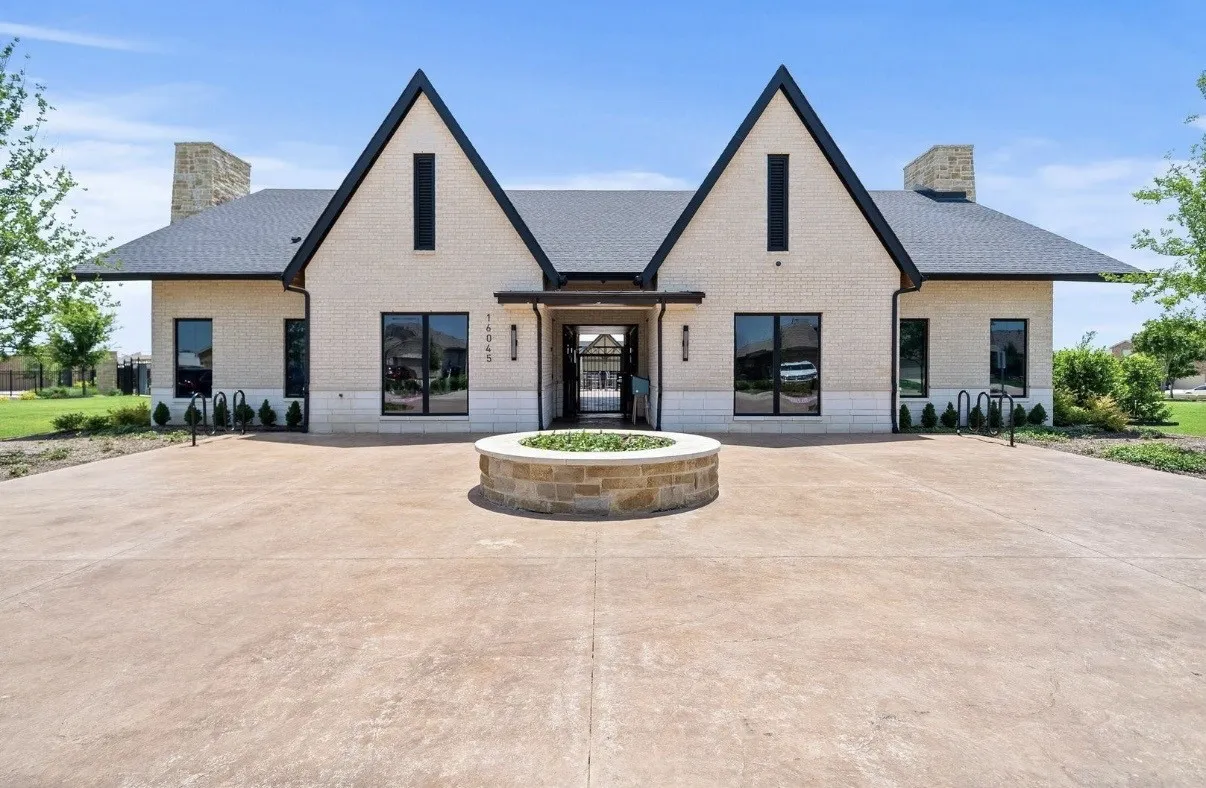 Single Family Residence For Sale in Denton County , 15532 Halstead Lane, Fort Worth, Texas 76247, 4 Bedroom, 2 Bathroom, 2 Garage spaces, 2,010 Sqft, built in 2024, mls#21391214, Real Estate Agent in Fort Worth, Homes For Sale in Denton county, Homes For Sale in Fort Worth, Realtor in Fort Worth Texas, Real Estate Brokerage Independent Realty Texas, Luminita Cordes Realtor