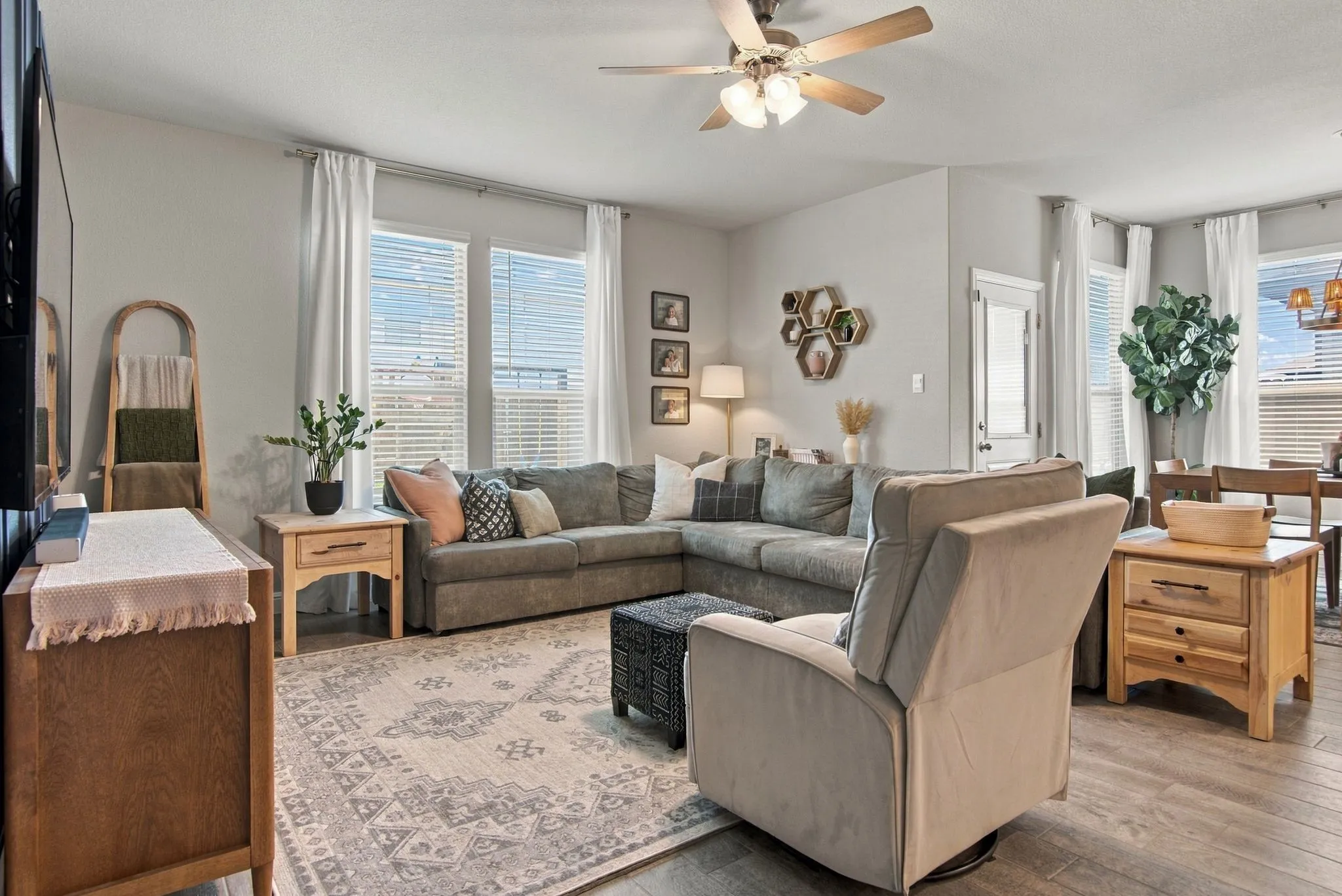 Single Family Residence For Sale in Denton County , 15532 Halstead Lane, Fort Worth, Texas 76247, 4 Bedroom, 2 Bathroom, 2 Garage spaces, 2,010 Sqft, built in 2024, mls#21391214, Real Estate Agent in Fort Worth, Homes For Sale in Denton county, Homes For Sale in Fort Worth, Realtor in Fort Worth Texas, Real Estate Brokerage Independent Realty Texas, Luminita Cordes Realtor