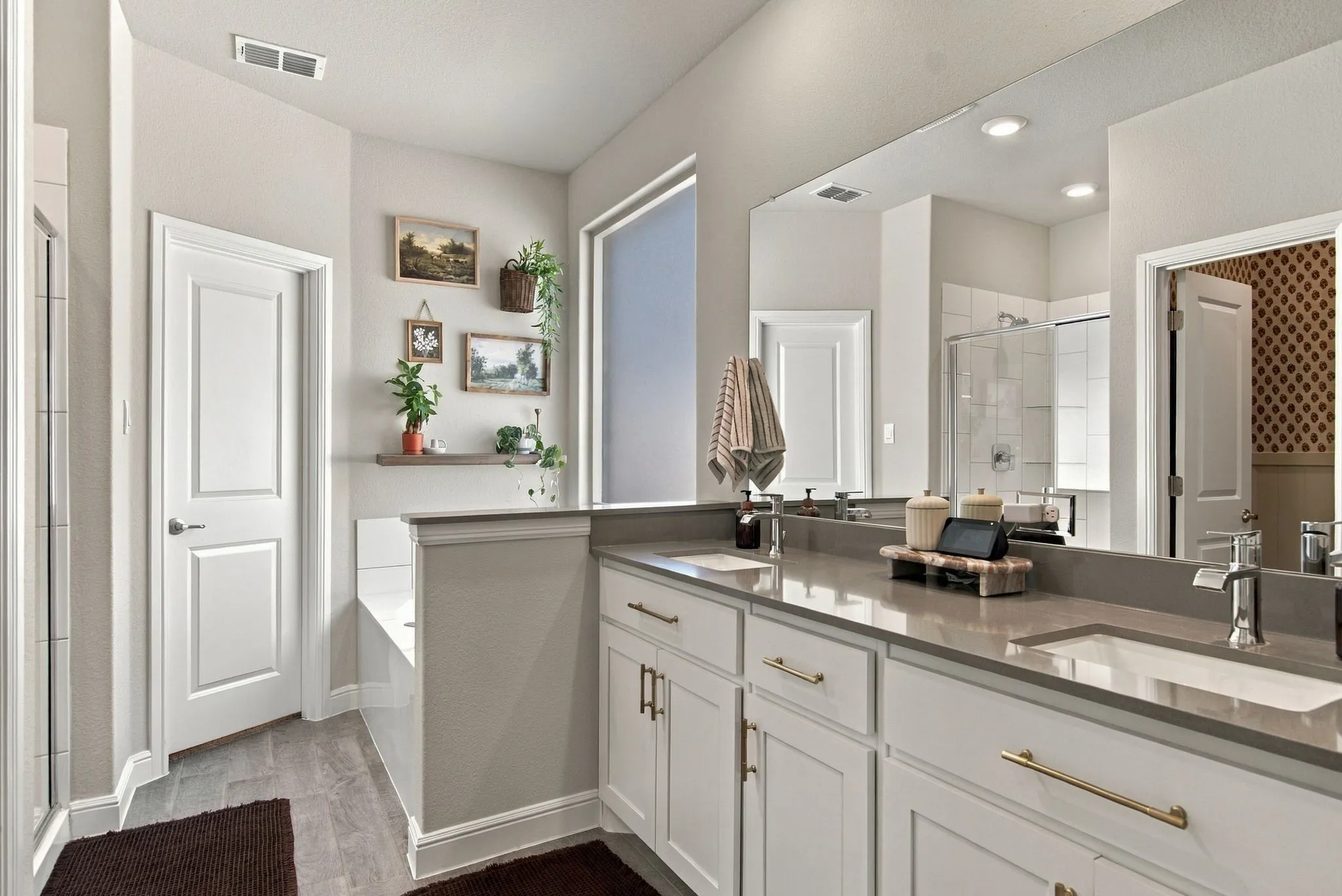 Single Family Residence For Sale in Denton County , 15532 Halstead Lane, Fort Worth, Texas 76247, 4 Bedroom, 2 Bathroom, 2 Garage spaces, 2,010 Sqft, built in 2024, mls#21391214, Real Estate Agent in Fort Worth, Homes For Sale in Denton county, Homes For Sale in Fort Worth, Realtor in Fort Worth Texas, Real Estate Brokerage Independent Realty Texas, Luminita Cordes Realtor