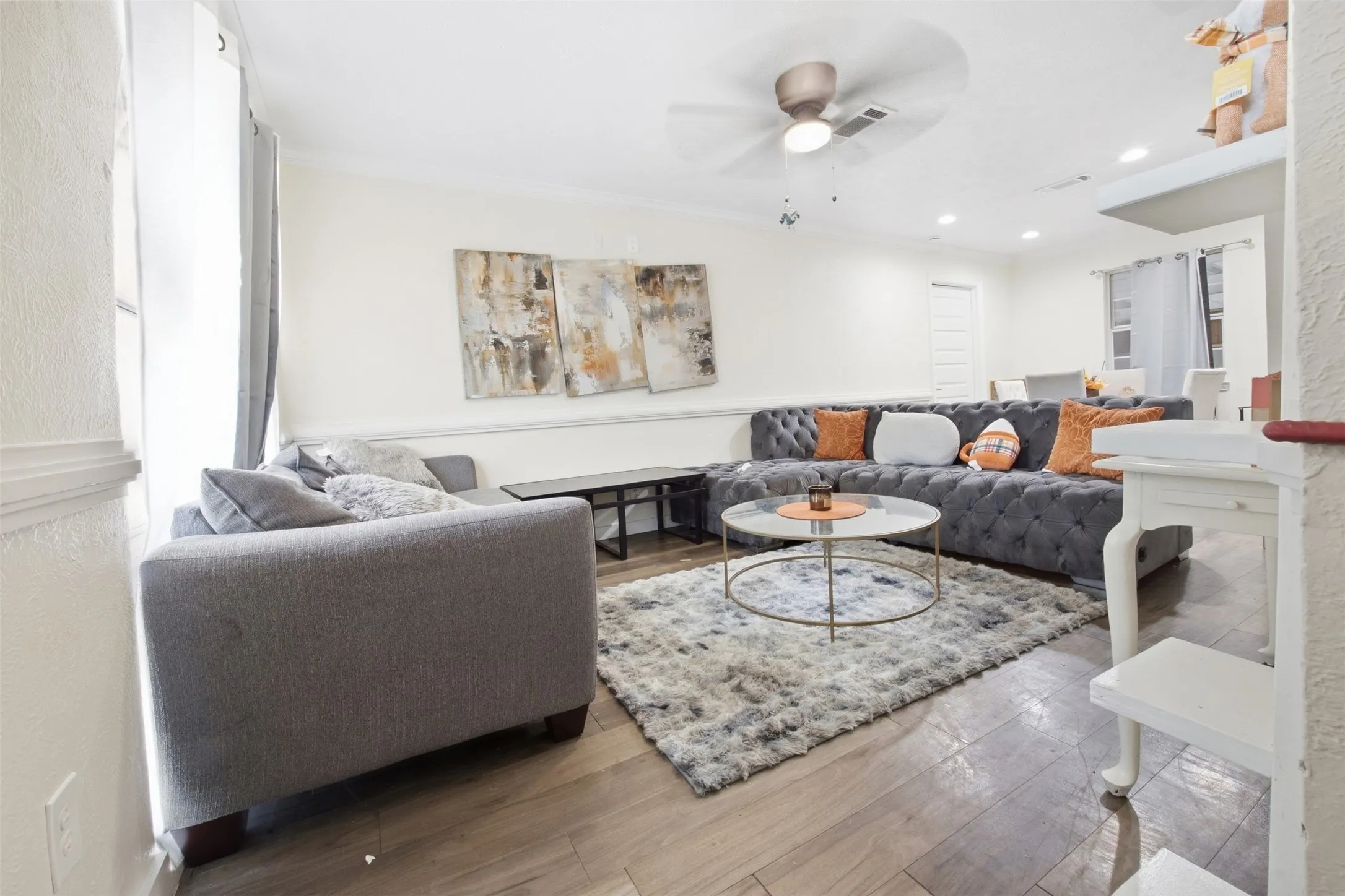 Single Family Residence For Sale in Dallas County , 1801 Garden Oaks Drive, Irving, Texas 75061, 5 Bedroom, 3 Bathroom, Garage spaces, 1,273 Sqft, built in 1953, mls#21391224, Real Estate Agent in Irving, Homes For Sale in Dallas county, Homes For Sale in Irving, Realtor in Irving Texas, Real Estate Brokerage Independent Realty Texas, Luminita Cordes Realtor