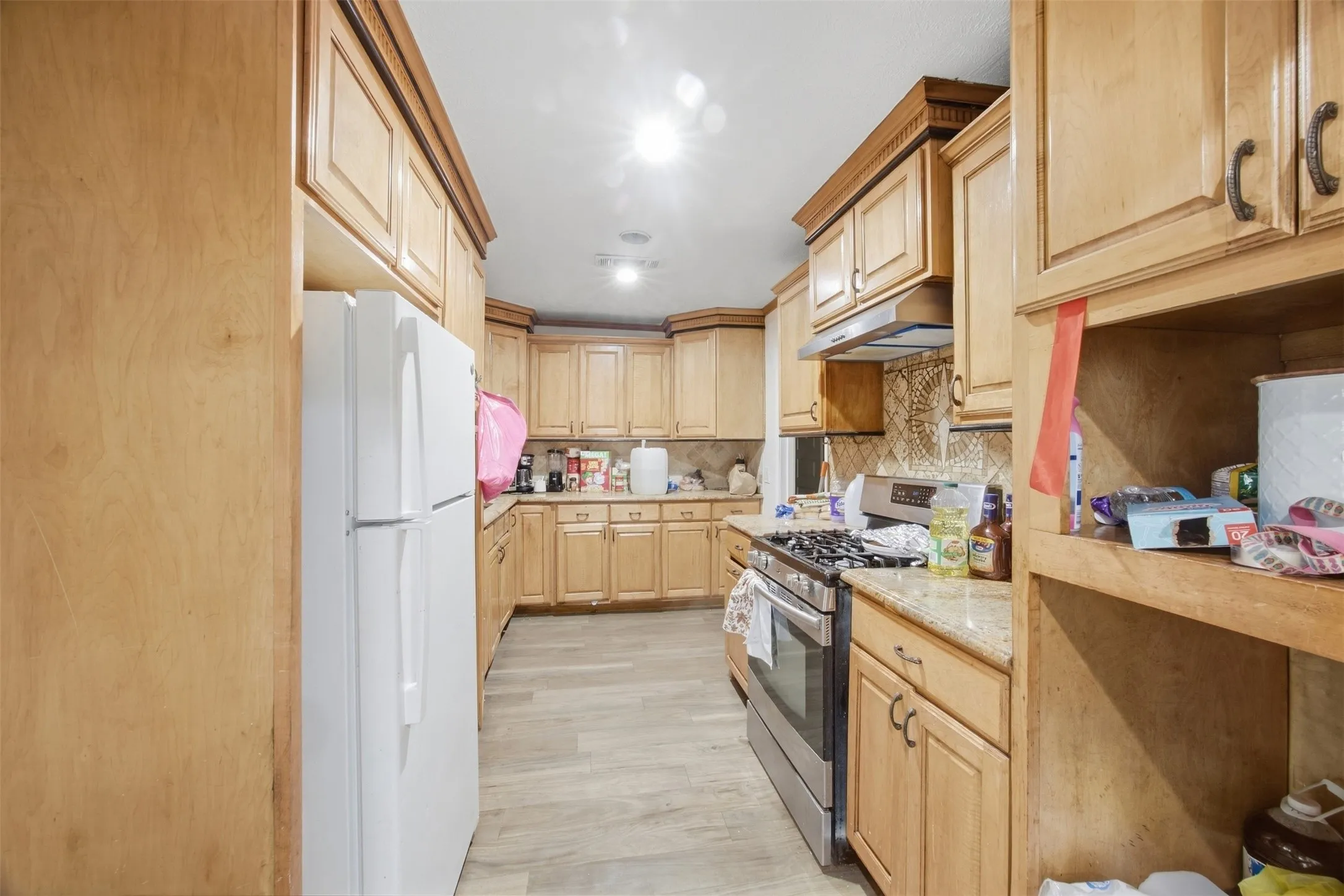 Single Family Residence For Sale in Dallas County , 1801 Garden Oaks Drive, Irving, Texas 75061, 5 Bedroom, 3 Bathroom, Garage spaces, 1,273 Sqft, built in 1953, mls#21391224, Real Estate Agent in Irving, Homes For Sale in Dallas county, Homes For Sale in Irving, Realtor in Irving Texas, Real Estate Brokerage Independent Realty Texas, Luminita Cordes Realtor