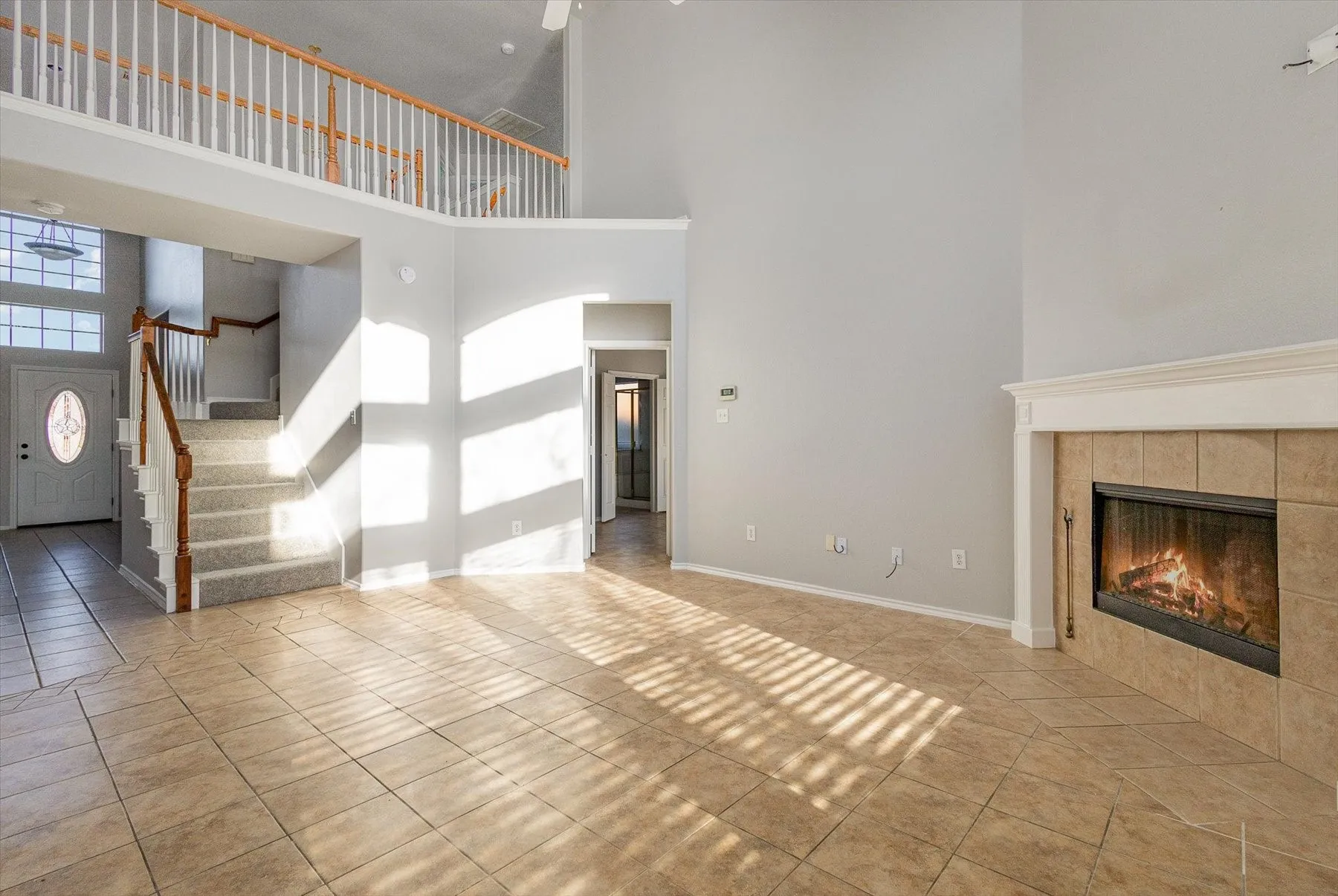 Single Family Residence For Rent in Dallas County , 7920 Glenway Drive, Dallas, Texas 75249, 4 Bedroom, 4 Bathroom, 2 Garage spaces, 2,629 Sqft, built in 2002, mls#21390017, Real Estate Agent in Dallas, Homes For Rent in Dallas county, Homes For Rent in Dallas, Realtor in Dallas Texas, Real Estate Brokerage Independent Realty Texas, Luminita Cordes Realtor