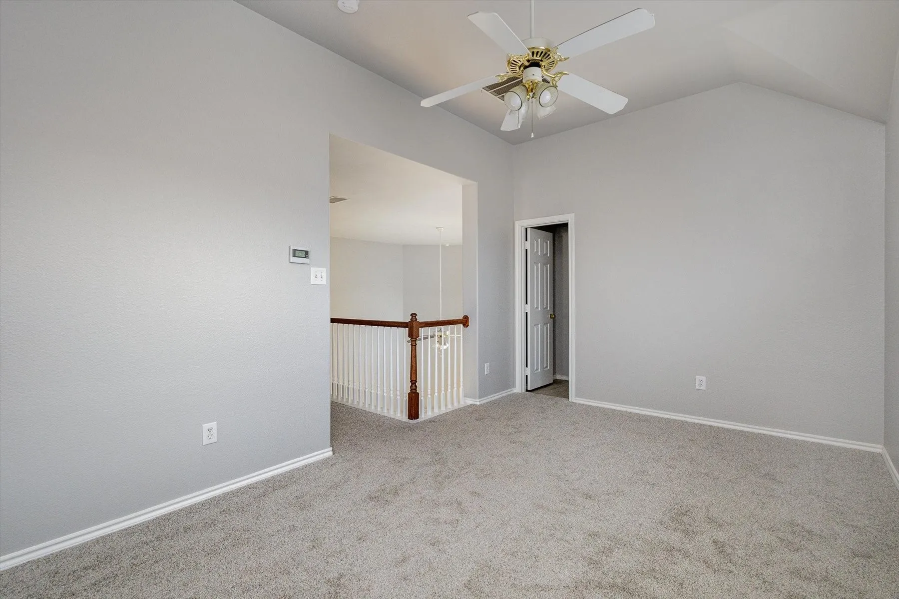 Single Family Residence For Rent in Dallas County , 7920 Glenway Drive, Dallas, Texas 75249, 4 Bedroom, 4 Bathroom, 2 Garage spaces, 2,629 Sqft, built in 2002, mls#21390017, Real Estate Agent in Dallas, Homes For Rent in Dallas county, Homes For Rent in Dallas, Realtor in Dallas Texas, Real Estate Brokerage Independent Realty Texas, Luminita Cordes Realtor