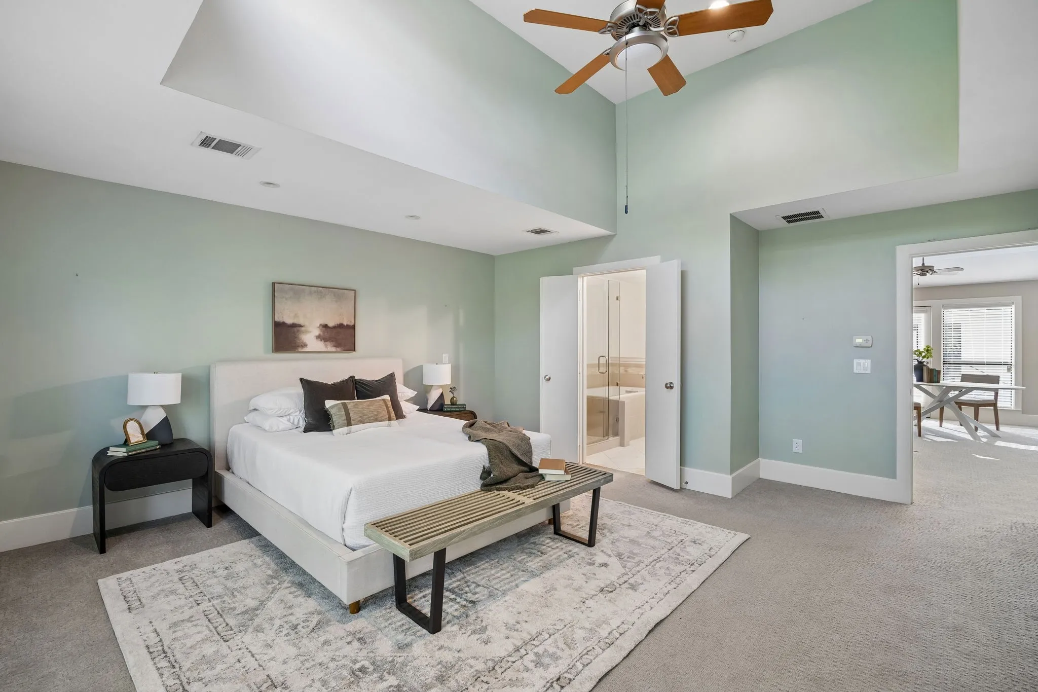 Townhouse For Sale in Dallas County , 2606 Shelby Avenue 102, Dallas, Texas 75219, 2 Bedroom, 3 Bathroom, 2 Garage spaces, 2,370 Sqft, built in 2005, mls#21391197, Real Estate Agent in Dallas, Homes For Sale in Dallas county, Homes For Sale in Dallas, Realtor in Dallas Texas, Real Estate Brokerage Independent Realty Texas, Luminita Cordes Realtor