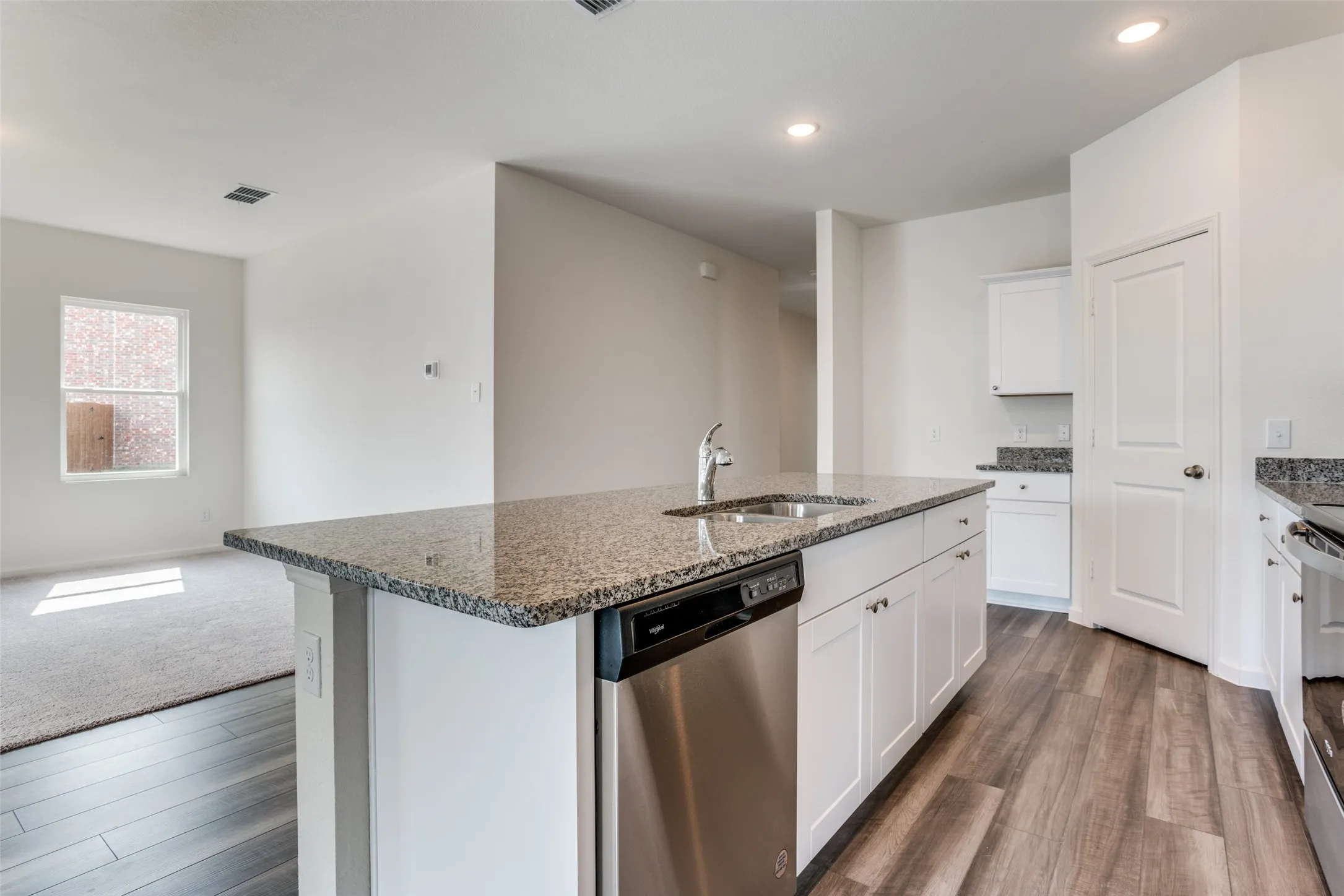 Single Family Residence For Rent in Collin County , 704 Bois D Arc Lane, Anna, Texas 75409, 4 Bedroom, 2 Bathroom, 2 Garage spaces, 1,802 Sqft, built in 2022, mls#21391226, Real Estate Agent in Anna, Homes For Rent in Collin county, Homes For Rent in Anna, Realtor in Anna Texas, Real Estate Brokerage Independent Realty Texas, Luminita Cordes Realtor