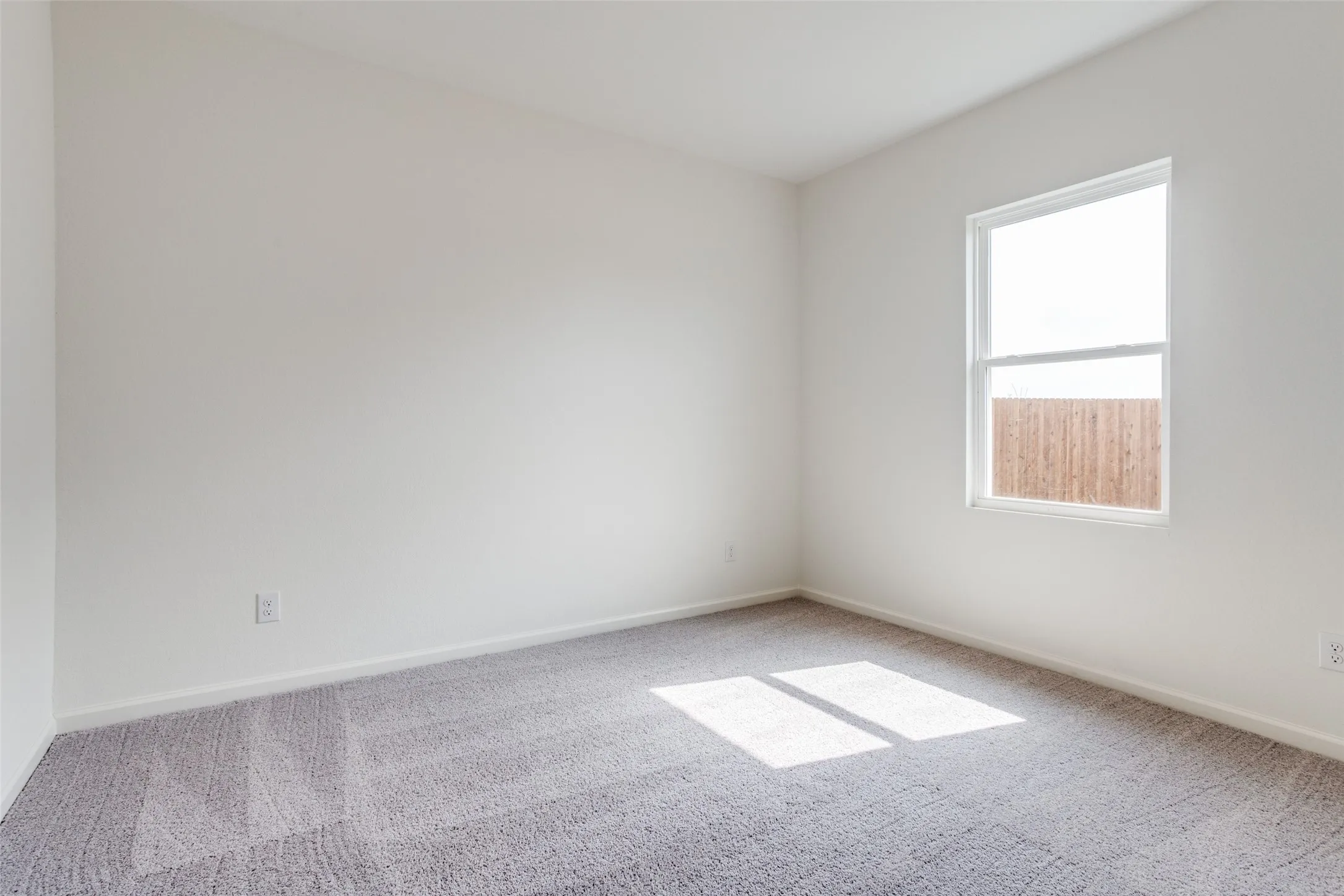 Single Family Residence For Rent in Collin County , 704 Bois D Arc Lane, Anna, Texas 75409, 4 Bedroom, 2 Bathroom, 2 Garage spaces, 1,802 Sqft, built in 2022, mls#21391226, Real Estate Agent in Anna, Homes For Rent in Collin county, Homes For Rent in Anna, Realtor in Anna Texas, Real Estate Brokerage Independent Realty Texas, Luminita Cordes Realtor