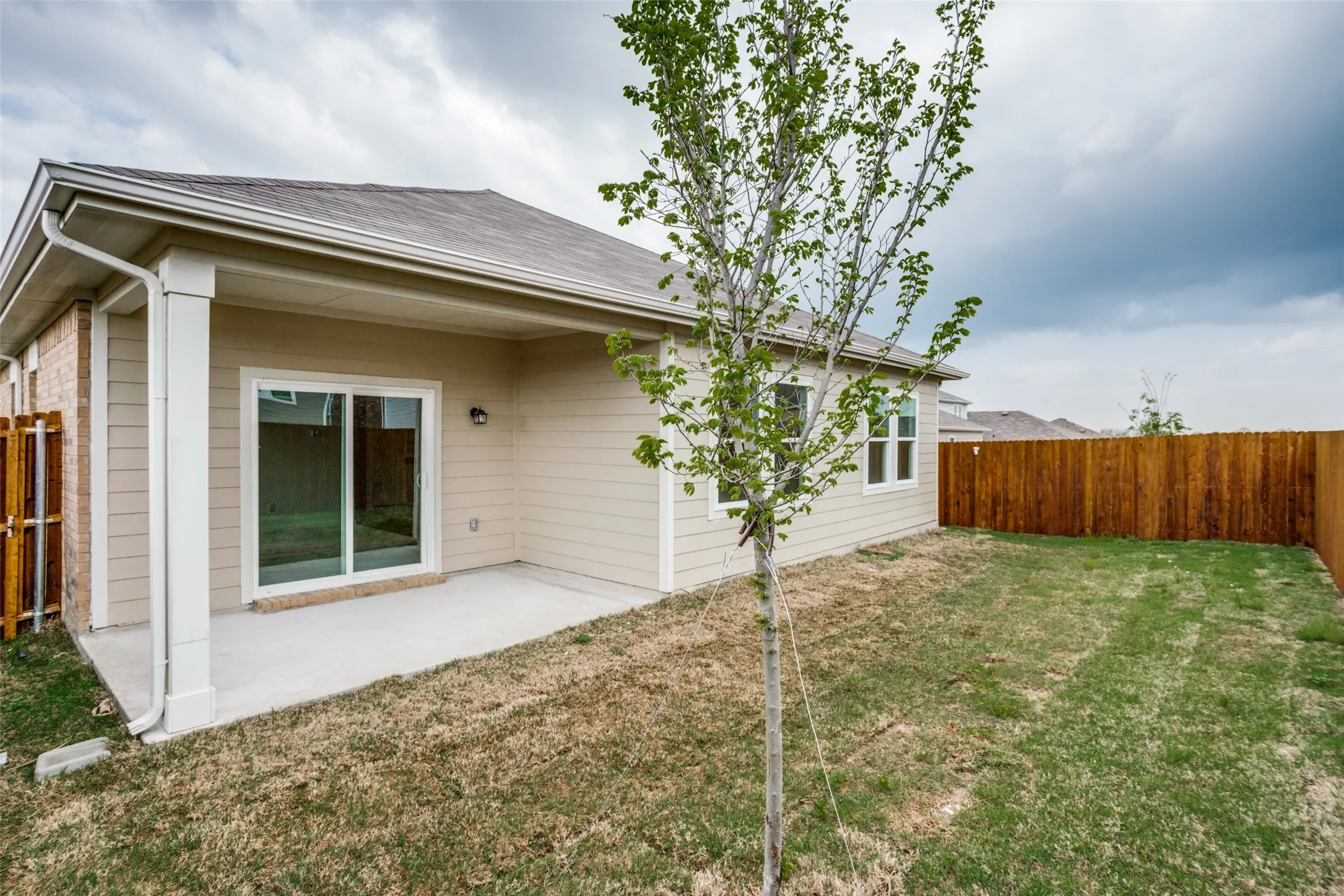 Single Family Residence For Rent in Collin County , 704 Bois D Arc Lane, Anna, Texas 75409, 4 Bedroom, 2 Bathroom, 2 Garage spaces, 1,802 Sqft, built in 2022, mls#21391226, Real Estate Agent in Anna, Homes For Rent in Collin county, Homes For Rent in Anna, Realtor in Anna Texas, Real Estate Brokerage Independent Realty Texas, Luminita Cordes Realtor