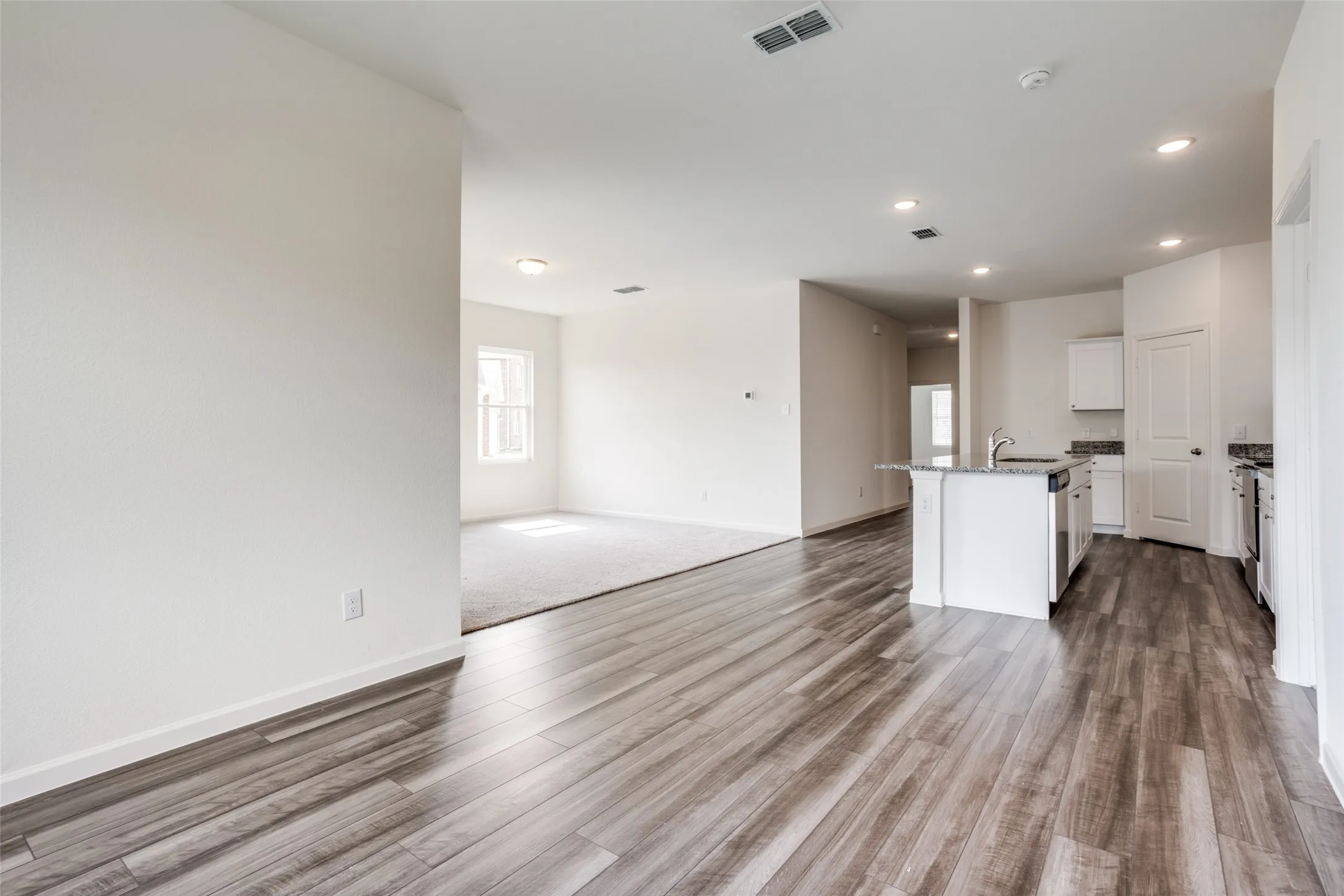 Single Family Residence For Rent in Collin County , 704 Bois D Arc Lane, Anna, Texas 75409, 4 Bedroom, 2 Bathroom, 2 Garage spaces, 1,802 Sqft, built in 2022, mls#21391226, Real Estate Agent in Anna, Homes For Rent in Collin county, Homes For Rent in Anna, Realtor in Anna Texas, Real Estate Brokerage Independent Realty Texas, Luminita Cordes Realtor