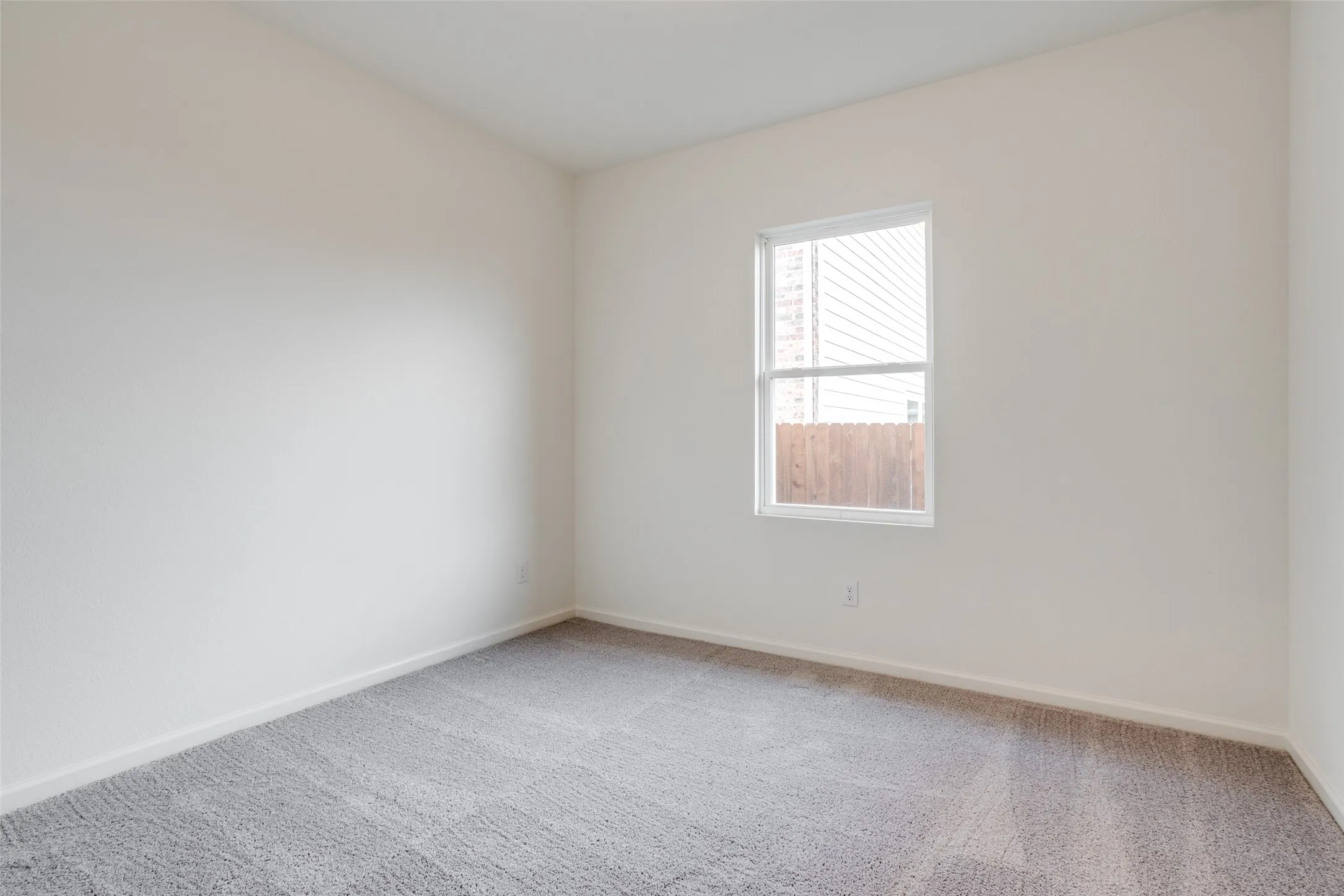 Single Family Residence For Rent in Collin County , 704 Bois D Arc Lane, Anna, Texas 75409, 4 Bedroom, 2 Bathroom, 2 Garage spaces, 1,802 Sqft, built in 2022, mls#21391226, Real Estate Agent in Anna, Homes For Rent in Collin county, Homes For Rent in Anna, Realtor in Anna Texas, Real Estate Brokerage Independent Realty Texas, Luminita Cordes Realtor