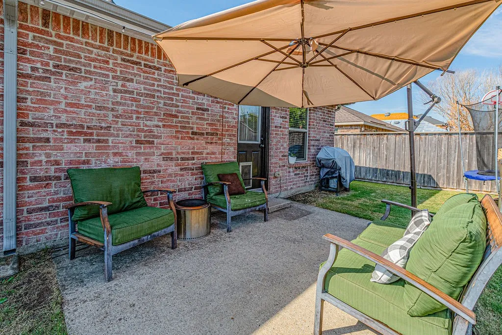 Single Family Residence For Sale in Rockwall County , 417 Azalea Drive, Fate, Texas 75087, 3 Bedroom, 2 Bathroom, 2 Garage spaces, 1,869 Sqft, built in 2008, mls#21390970, Real Estate Agent in Fate, Homes For Sale in Rockwall county, Homes For Sale in Fate, Realtor in Fate Texas, Real Estate Brokerage Independent Realty Texas, Luminita Cordes Realtor