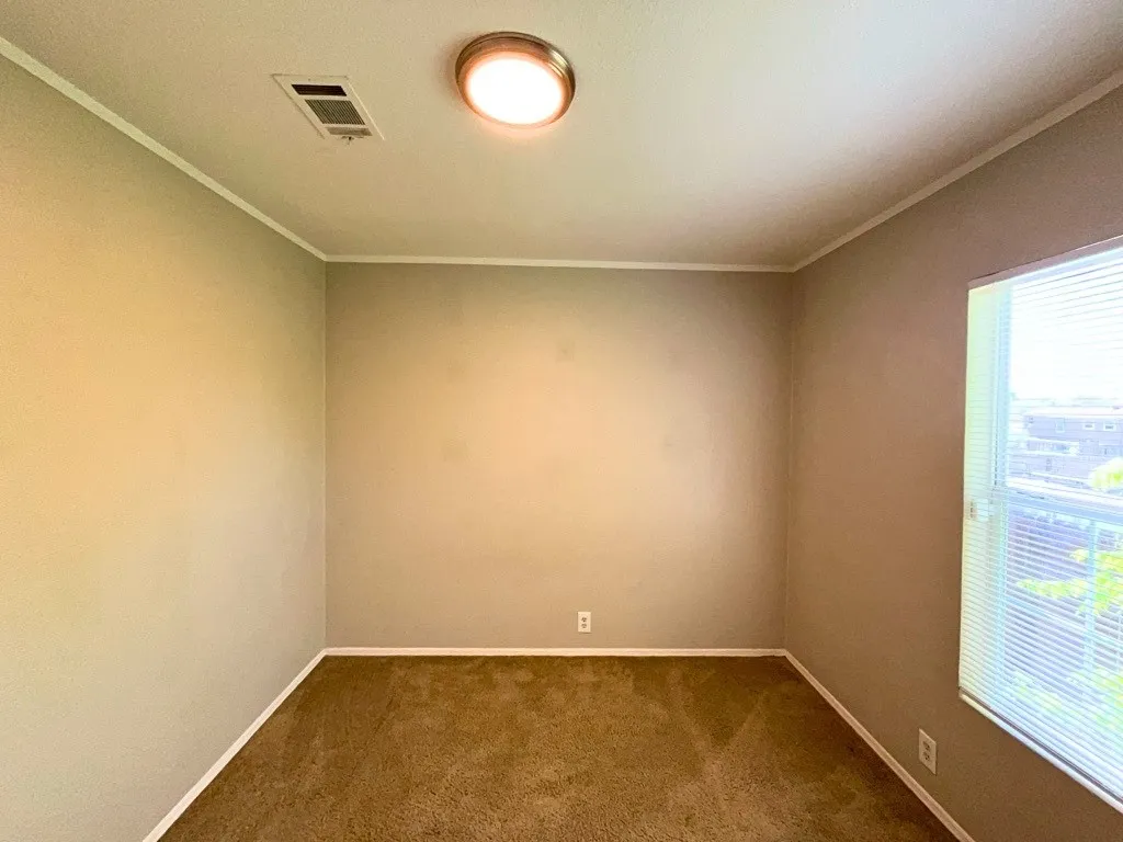Single Family Residence For Sale in Dallas County , 2511 Kavasar Drive, Dallas, Texas 75241, 3 Bedroom, 2 Bathroom, Garage spaces, 1,120 Sqft, built in 2003, mls#21387229, Real Estate Agent in Dallas, Homes For Sale in Dallas county, Homes For Sale in Dallas, Realtor in Dallas Texas, Real Estate Brokerage Independent Realty Texas, Luminita Cordes Realtor